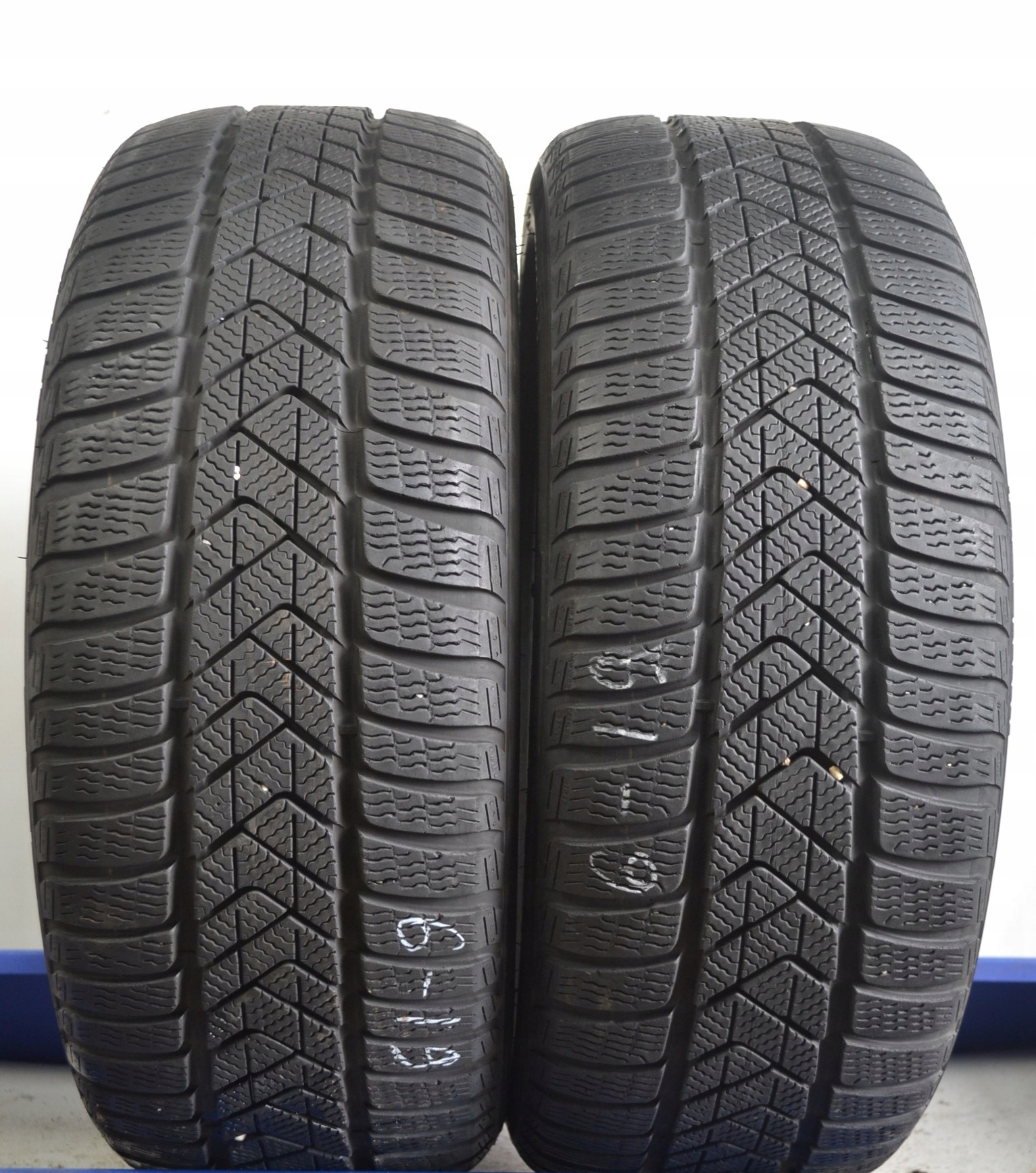 225/45R18 95V PIRELLI SOTTOZERO 3 RFT x2szt 8118z