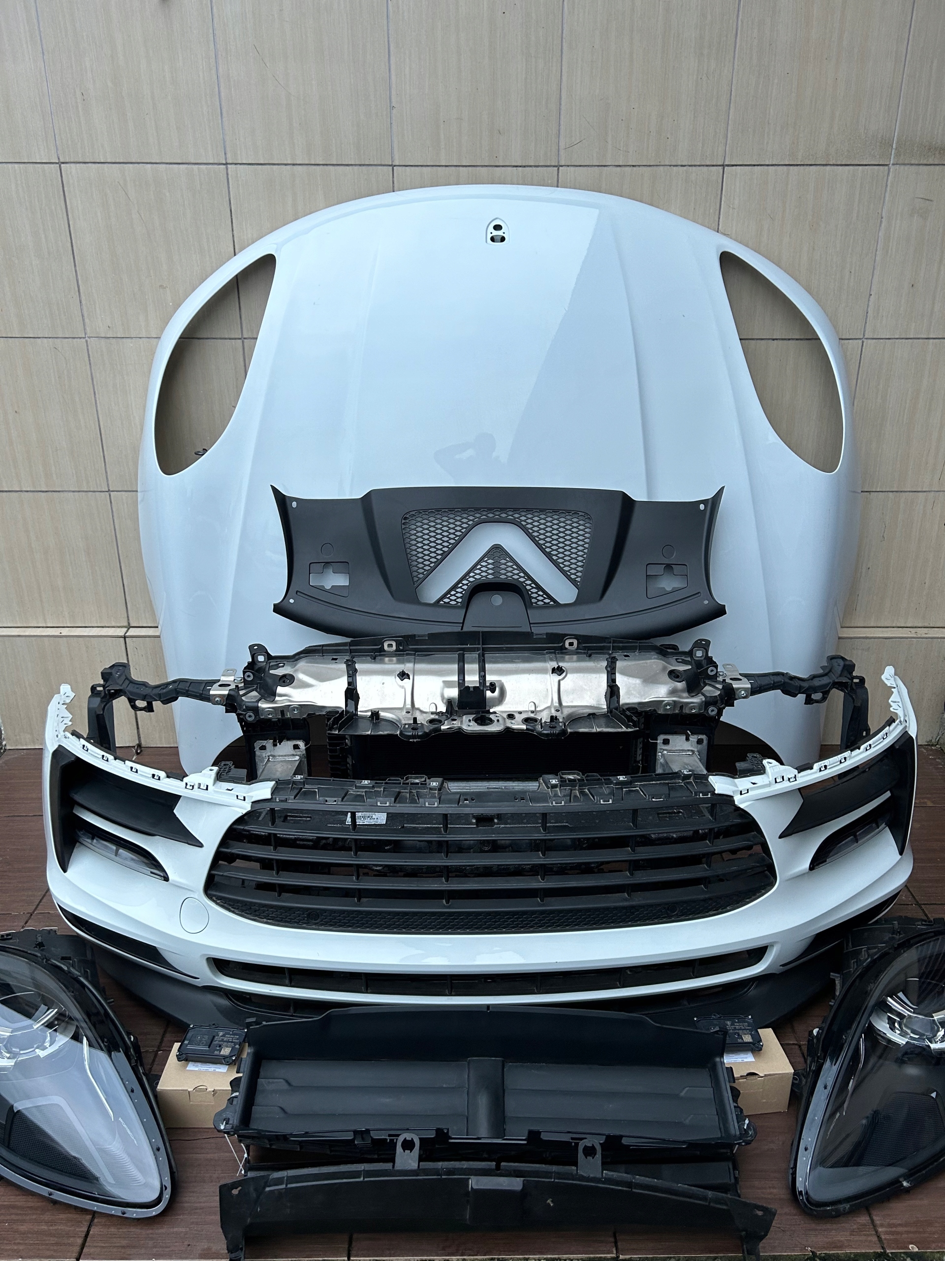 front bumper complete Porsche Macan 95B Lift 19-22