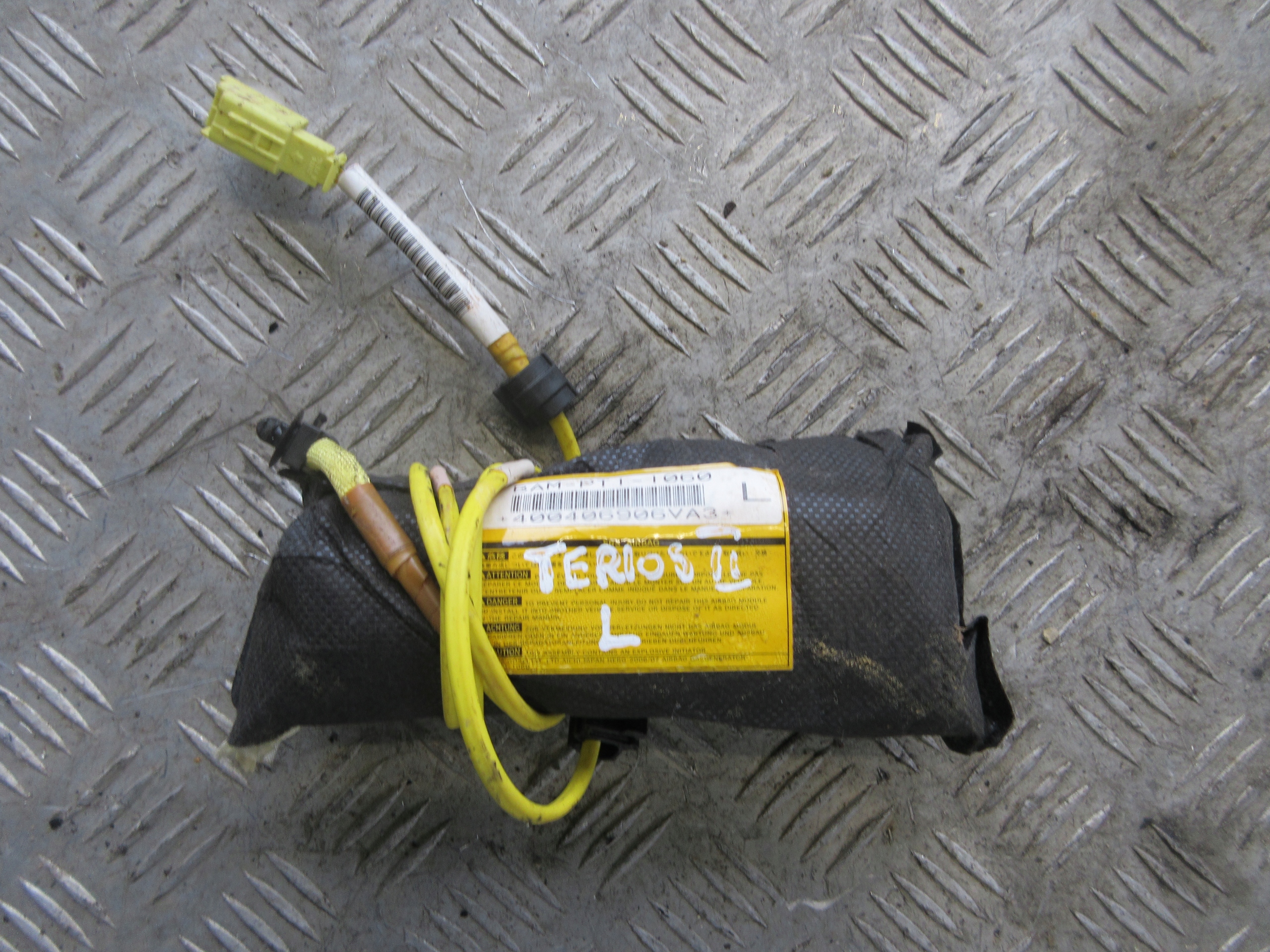 подушка пиропатрон подушки безопасности левый кресло TERIOS II