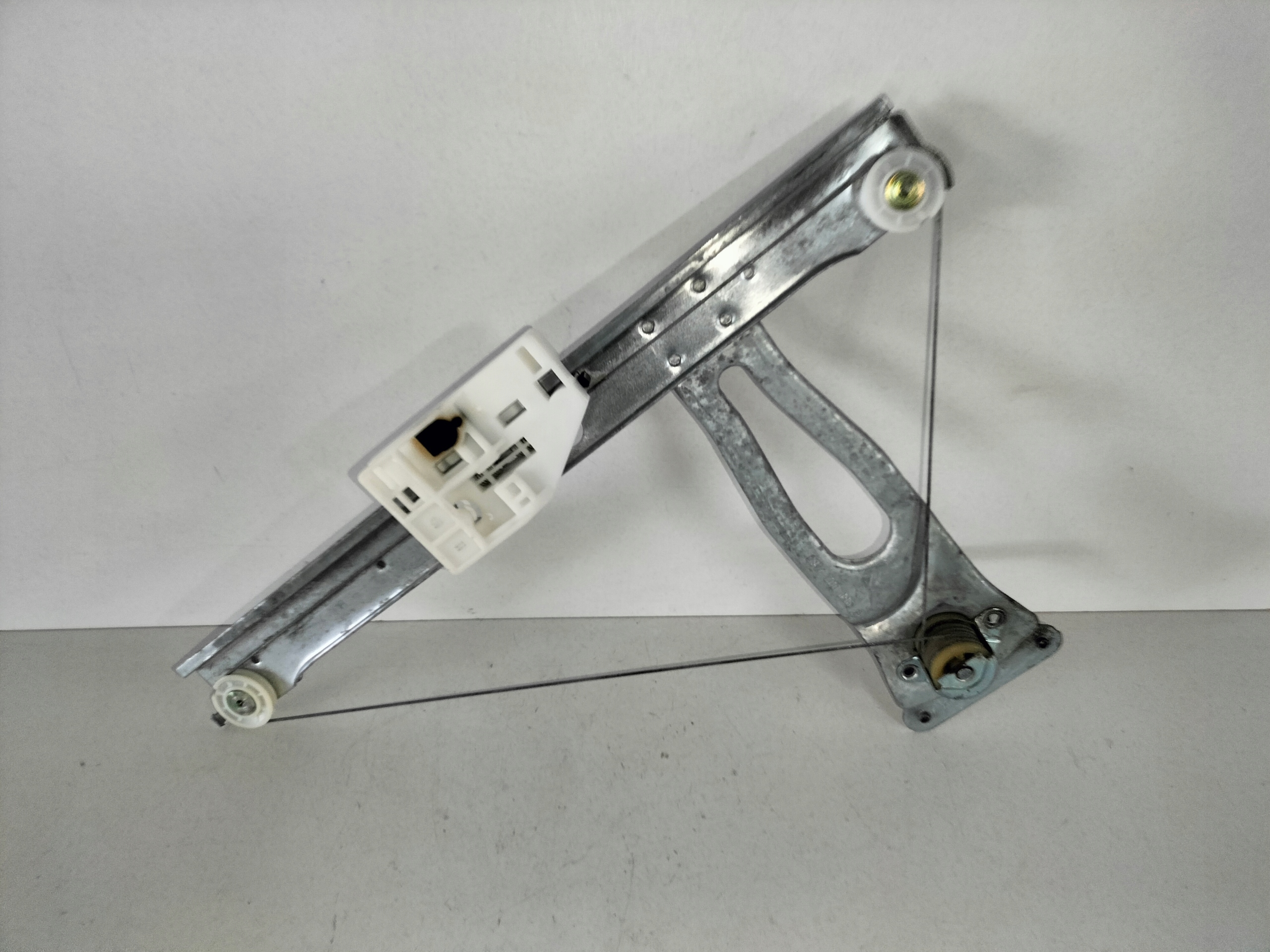 window regulator rear part left CITROEN C3 and 02