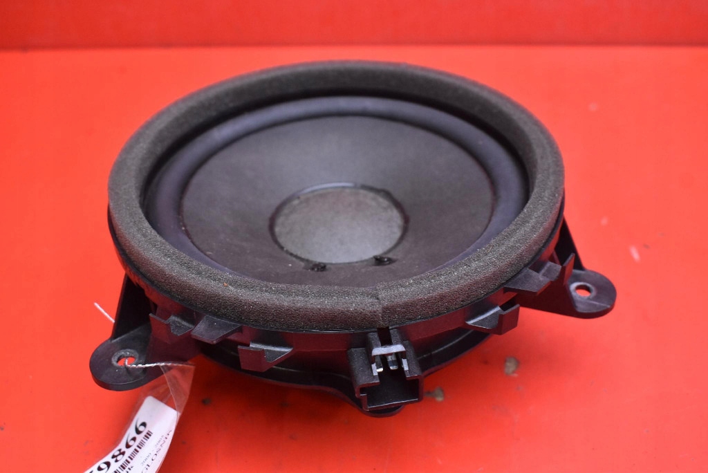 speaker right rear part 30657445 VOLVO S70 V70 3 III 00-05