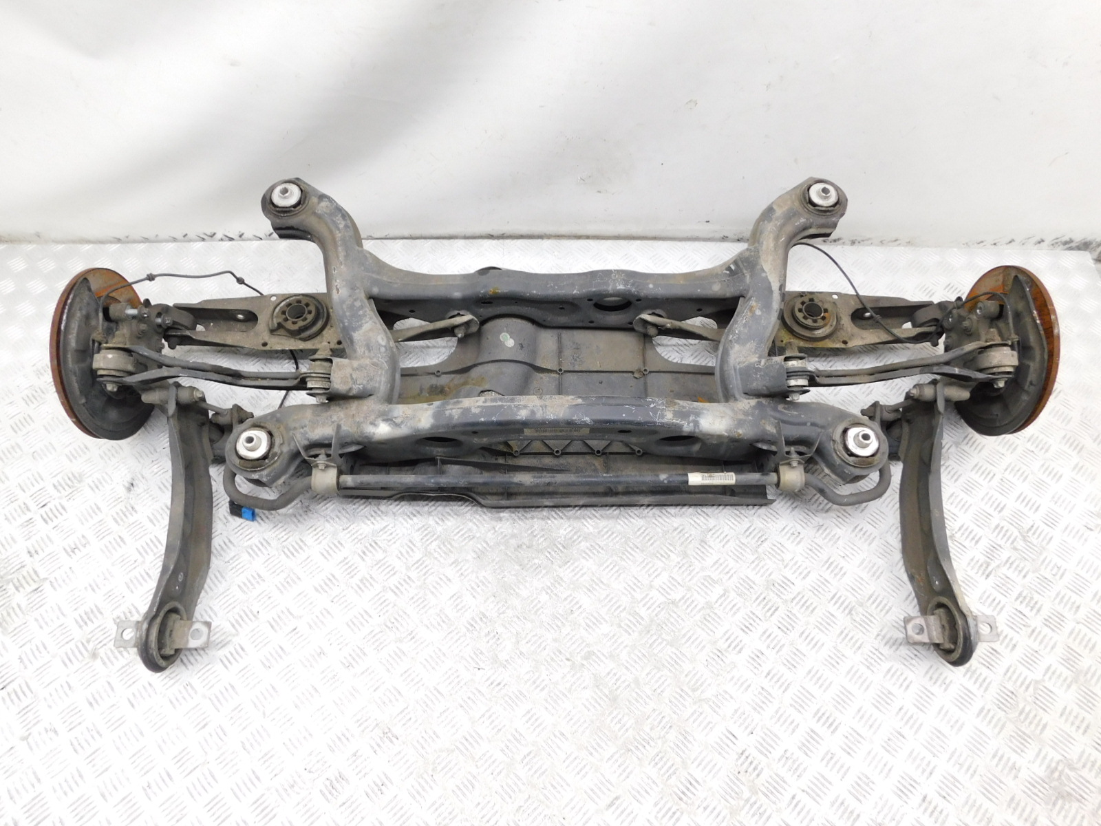 OŚ SANKI BELKA ZAWIESZENIA TYŁ - INFINITI Q30 W246 CLA W117 GLA X156 Producent części Mercedes-Benz OE