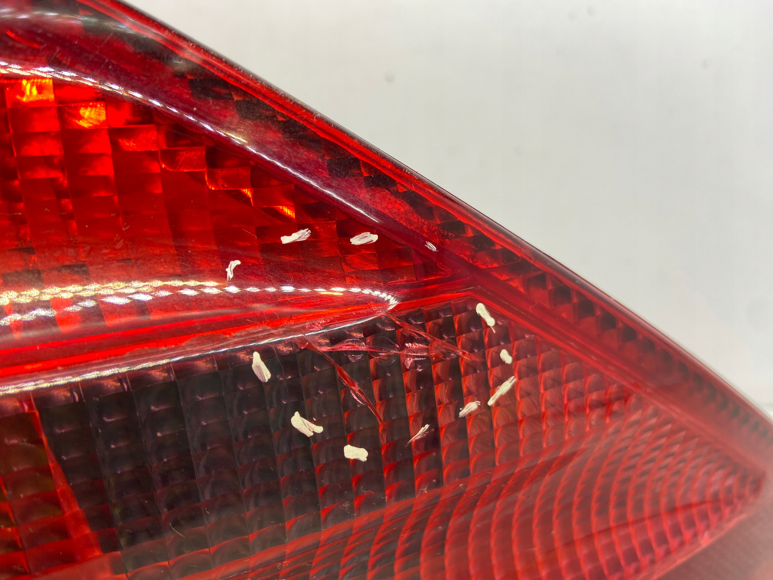 фонарь левый A2308200164 MERCEDES в 230