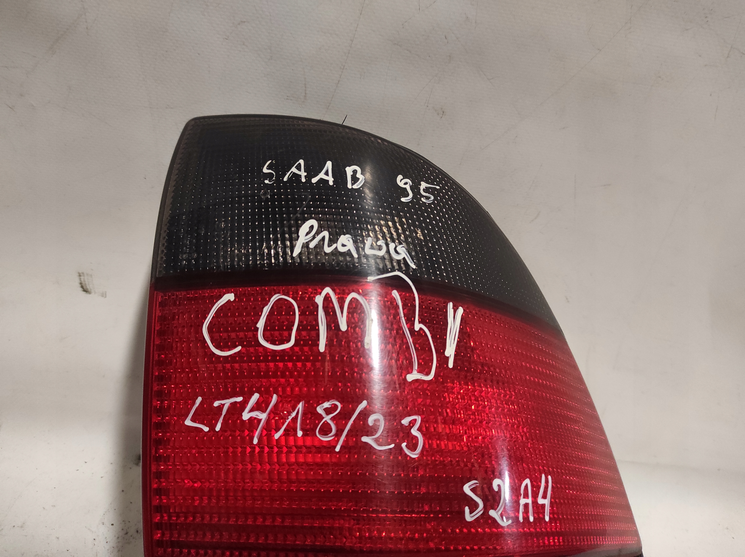 SAAB 95 9-5 KOMBI light rear right right rear part