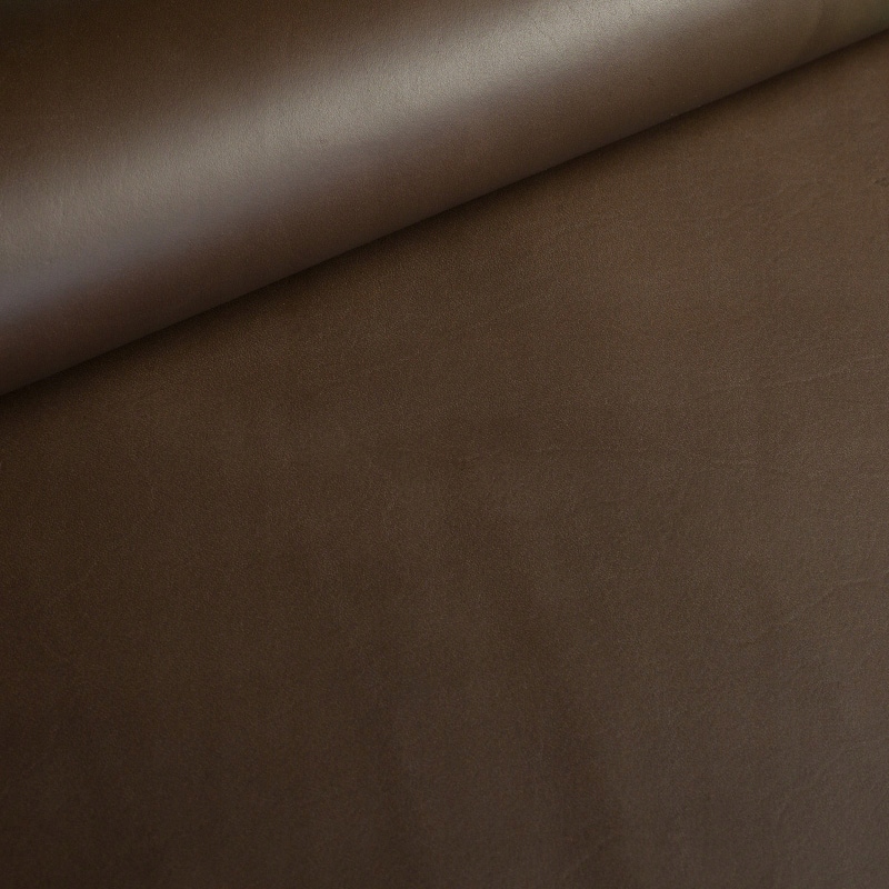 Rostlinně činěná hovězí kůže 1.2 mm-t.maskáčový-A2