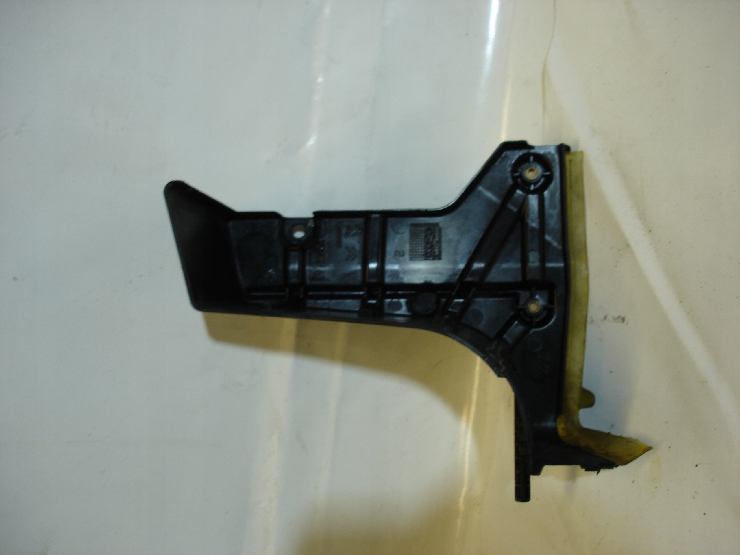 PEUGEOT 3008 II lower motor cover