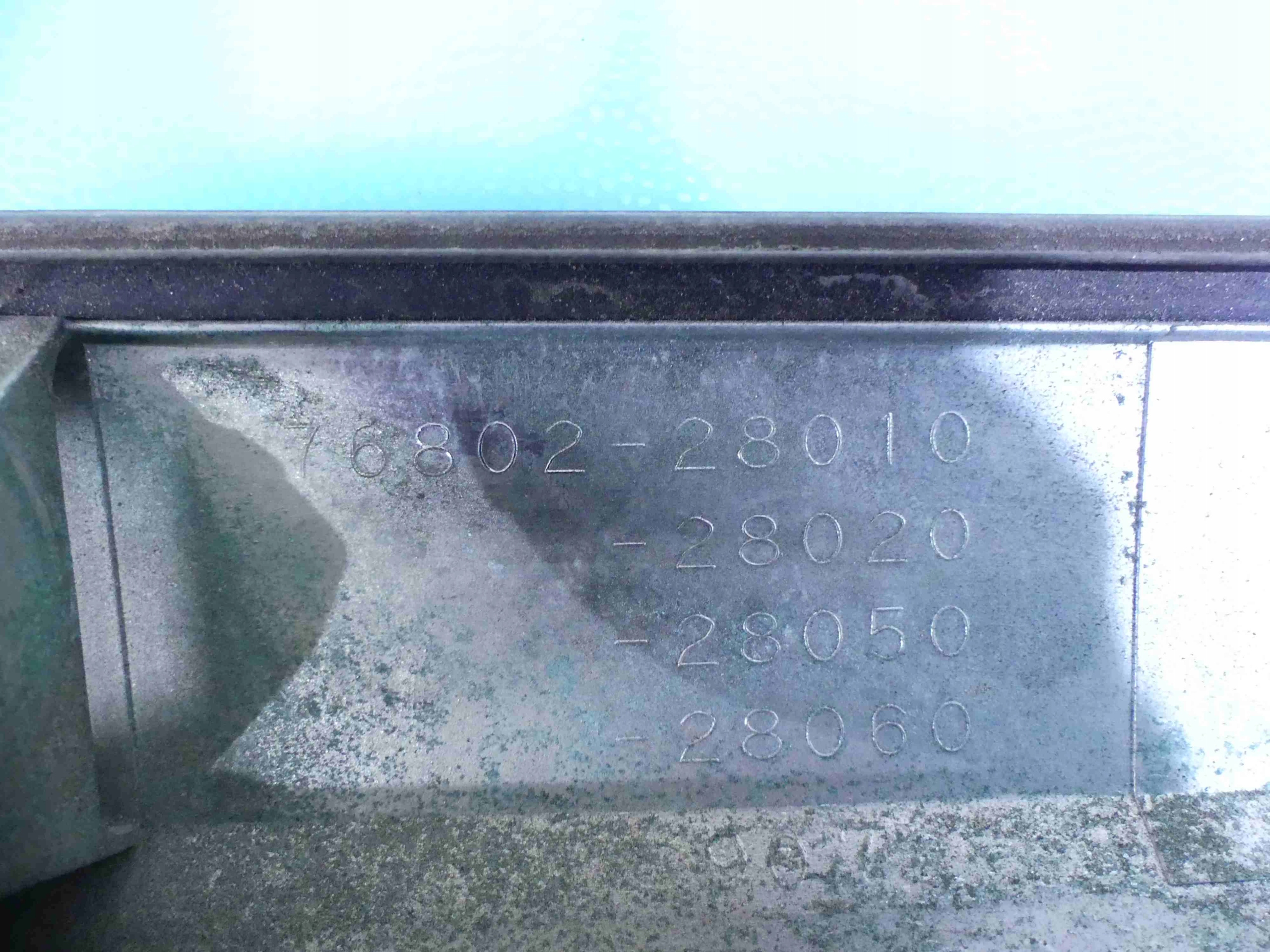 молдинг декор TOYOTA ESTIMA III 06-19 европа