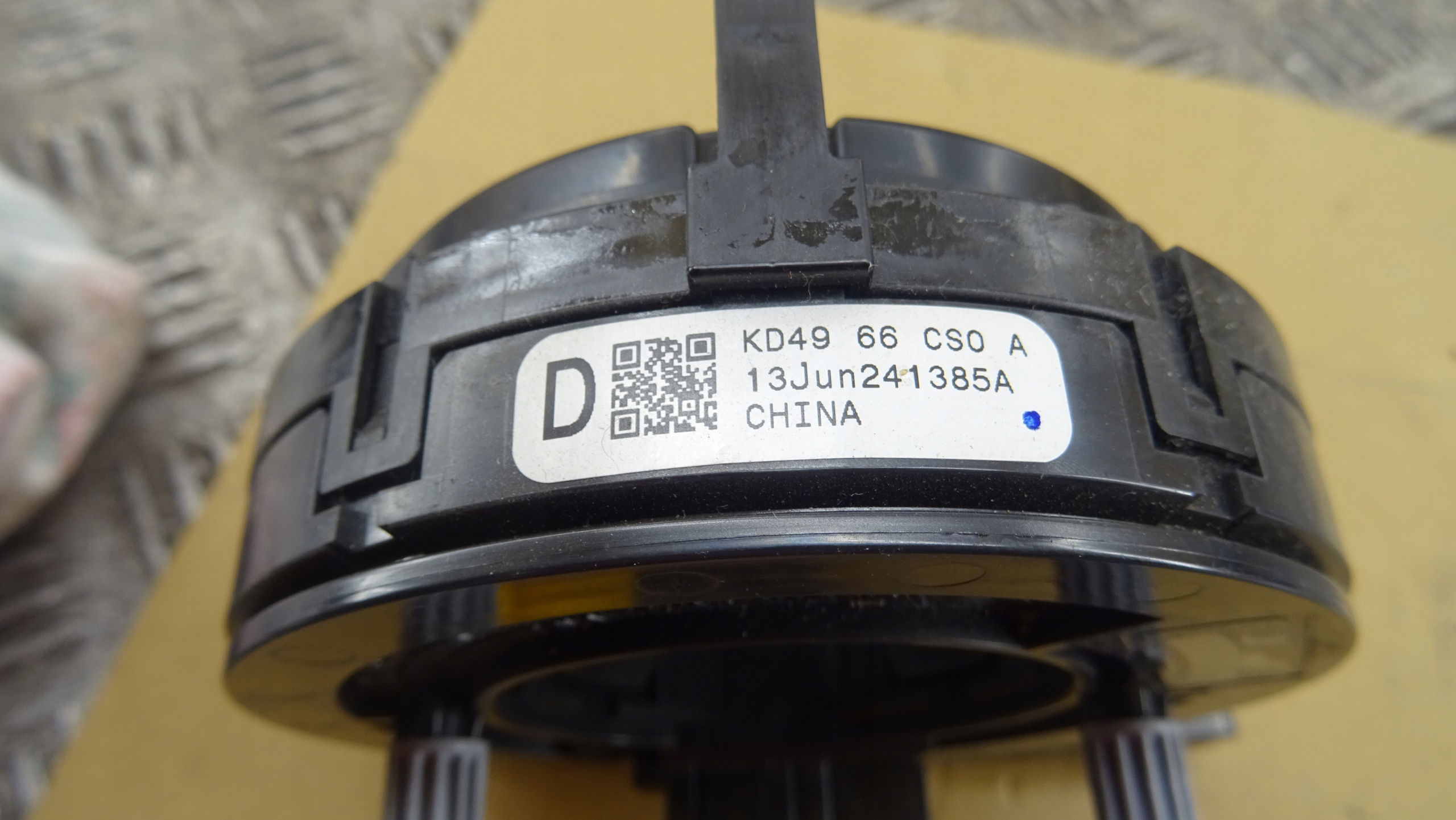 ring zwijak airbag Mazda OE KD4966CS0 A
