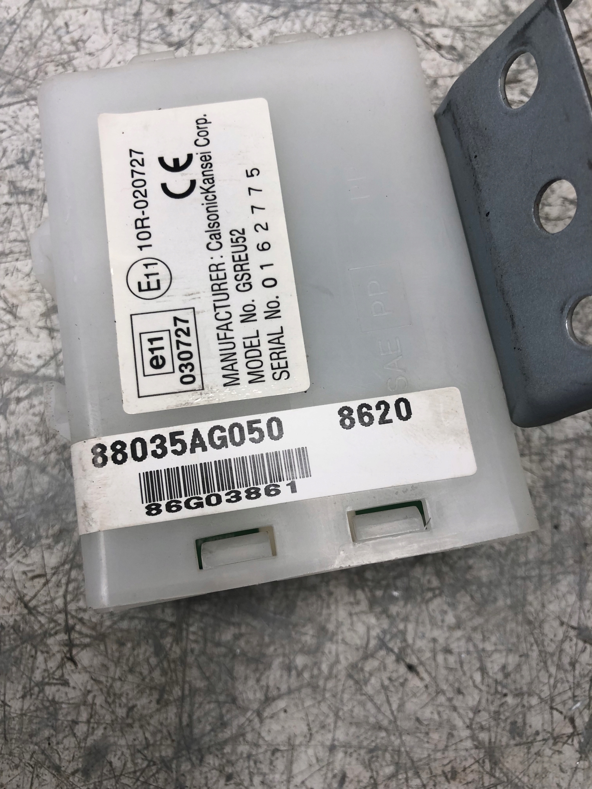 module control unit SUBARU LEGACY IV 88035AG050