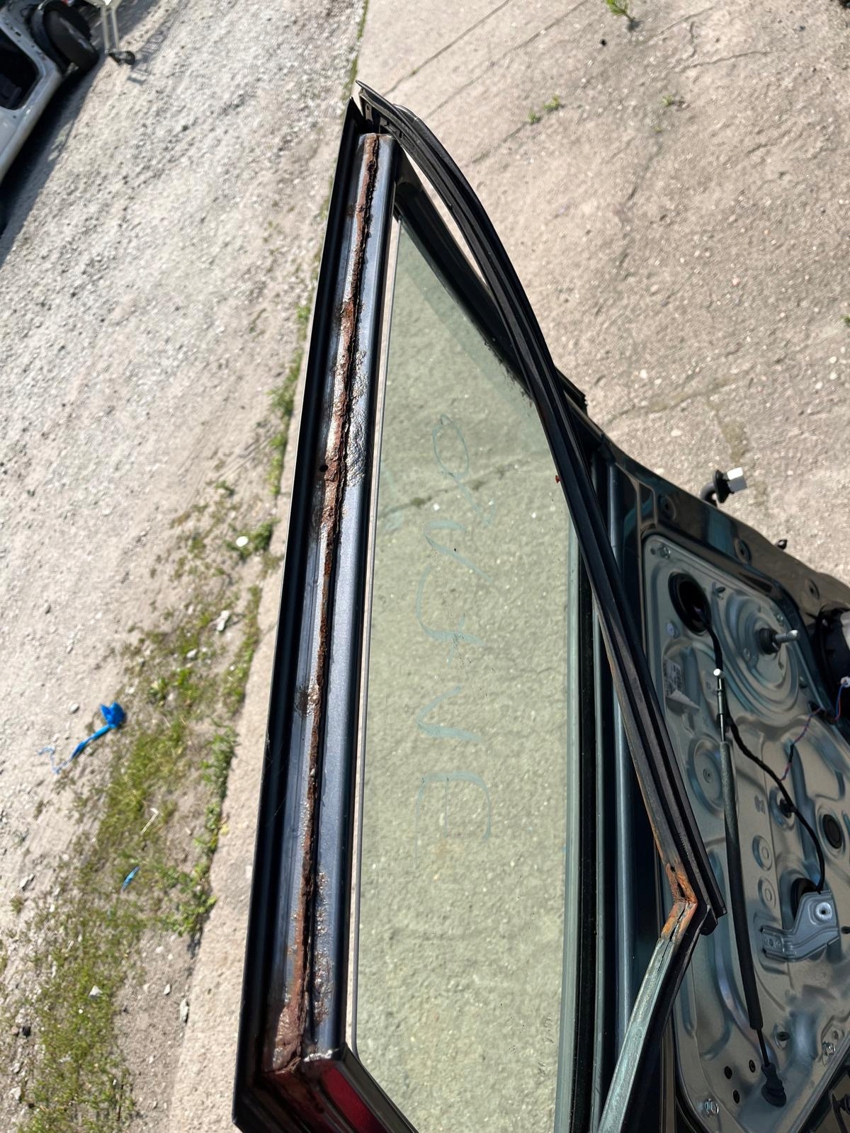 HYUNDAI IX20 door left rear part rear. left 9A 2010