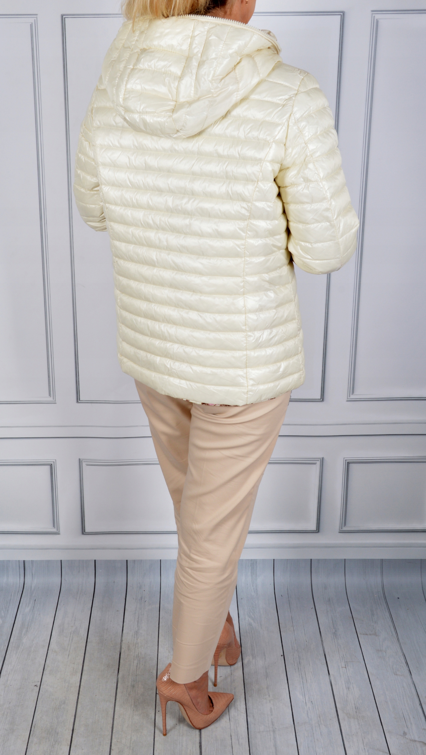 Pikowana kurtka damska lekka dwustronna Plus Size Model wiosna lato