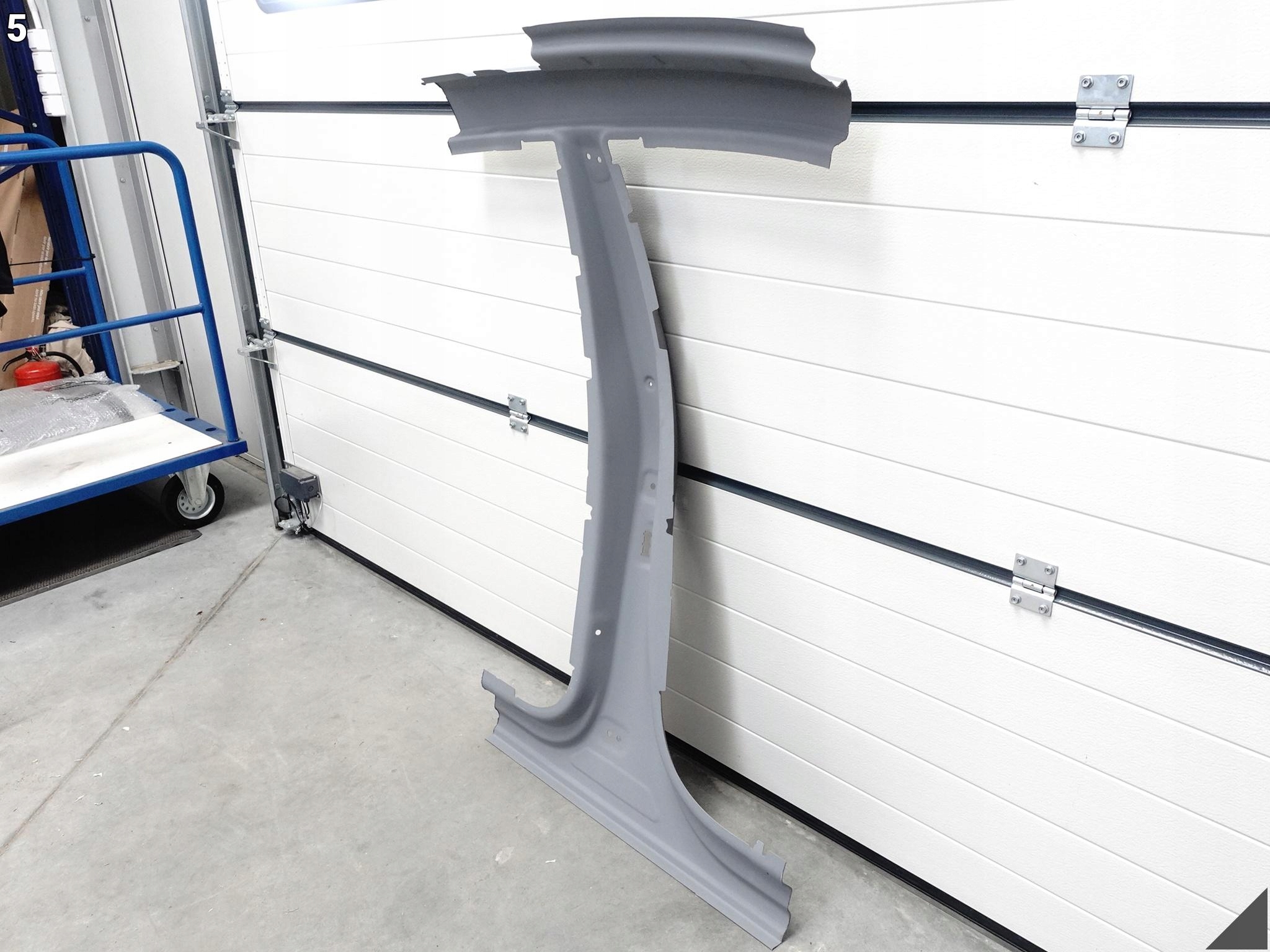 LAMBORGHINI URUS 4ML 18- pillar central B roof threshold side RAMA left BOK