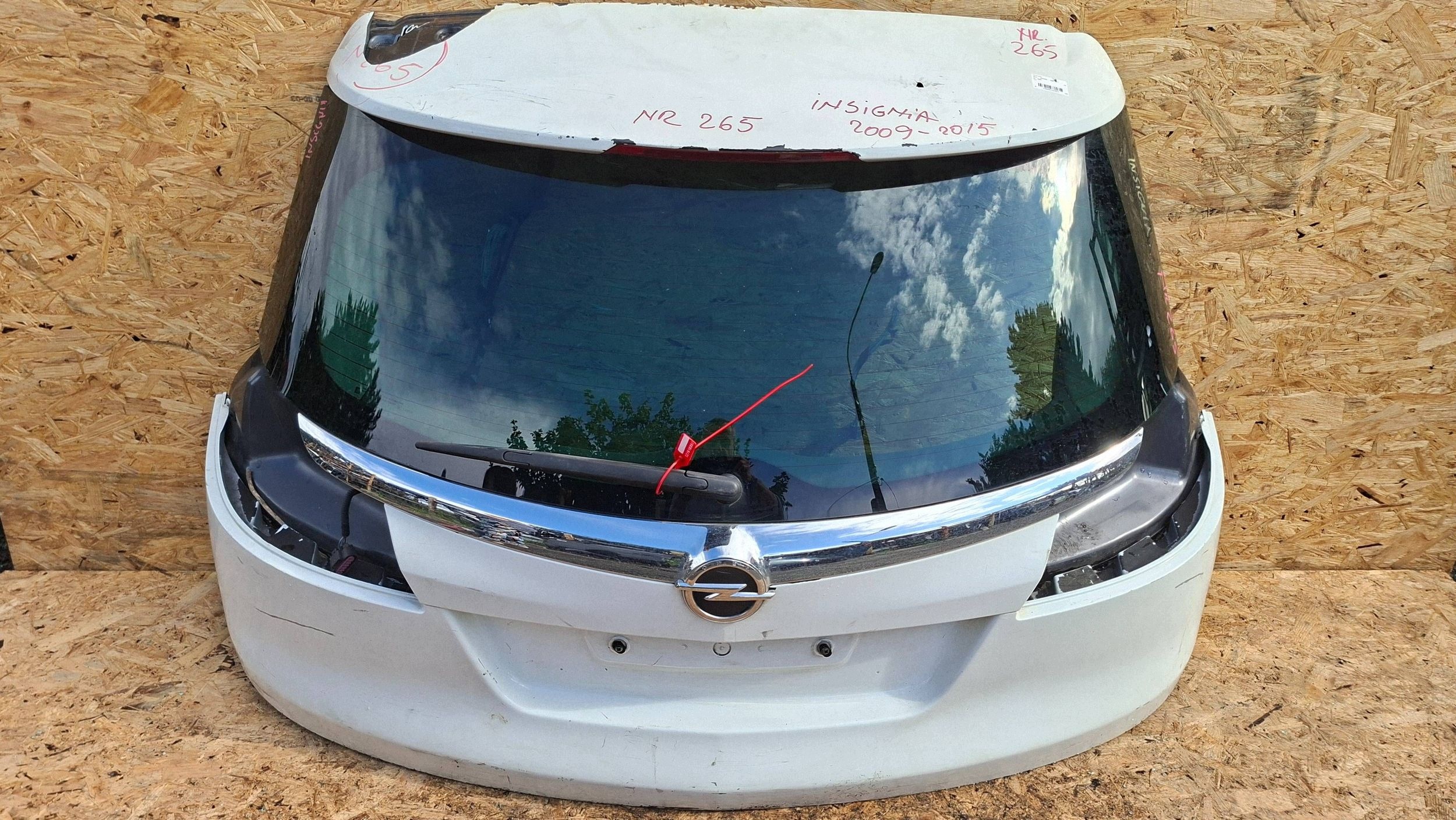 trunk door boot OPEL INSIGNIA A KOMBI 2008-2013