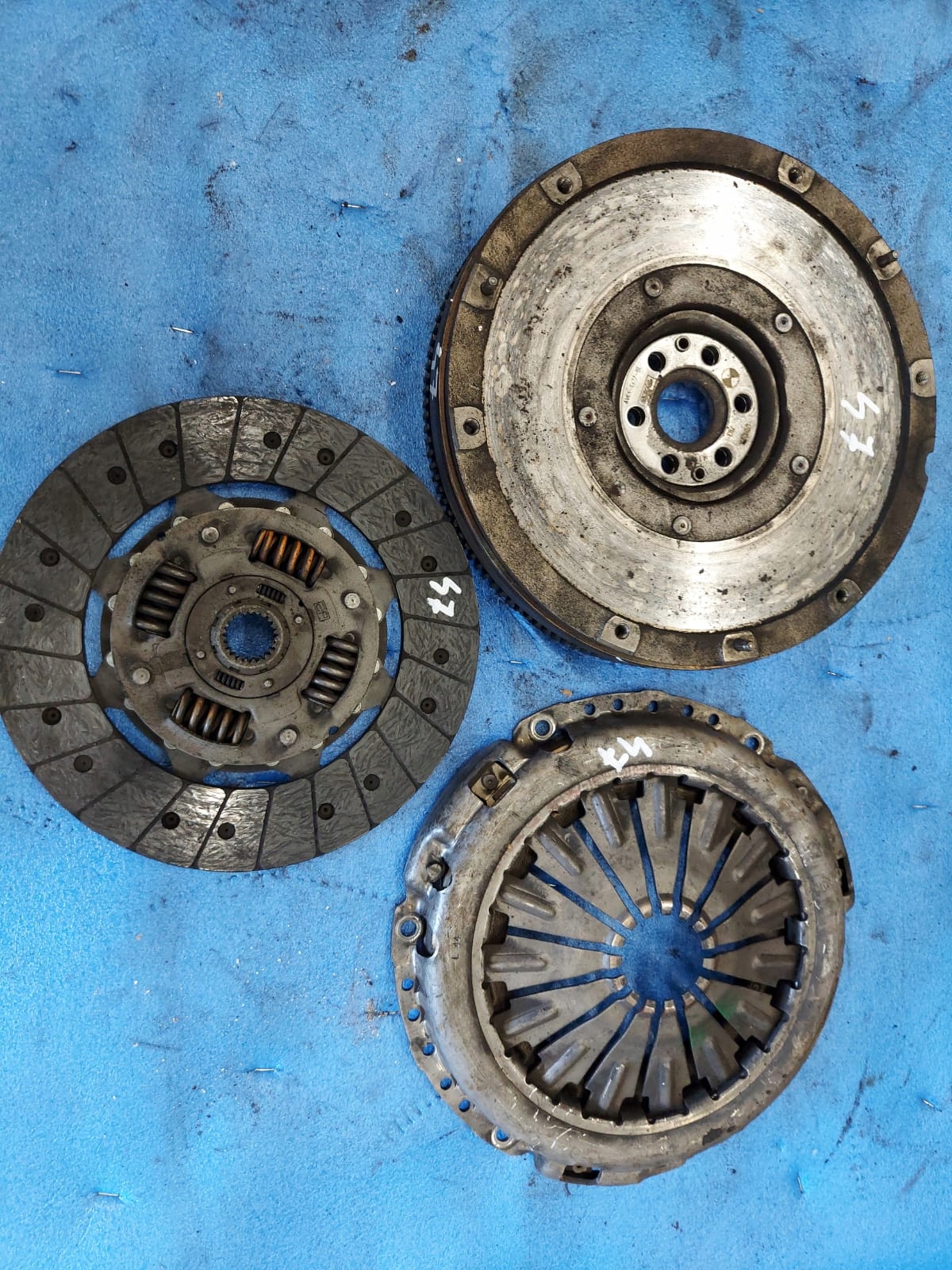 clutch FORD KUGA 1.5 ECOBOOST AV616477BE