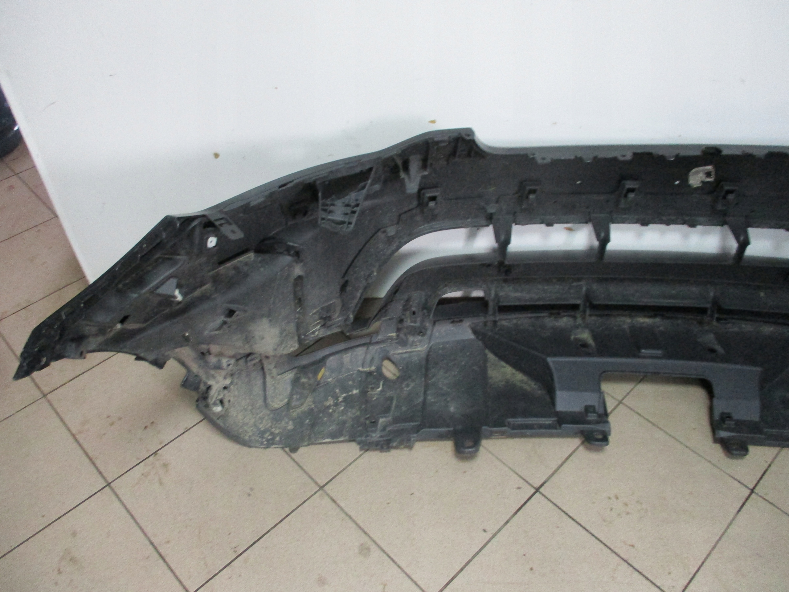 Zderzak przód Land Rover Discovery V 16- Dynamic Typ samochodu Samochody osobowe