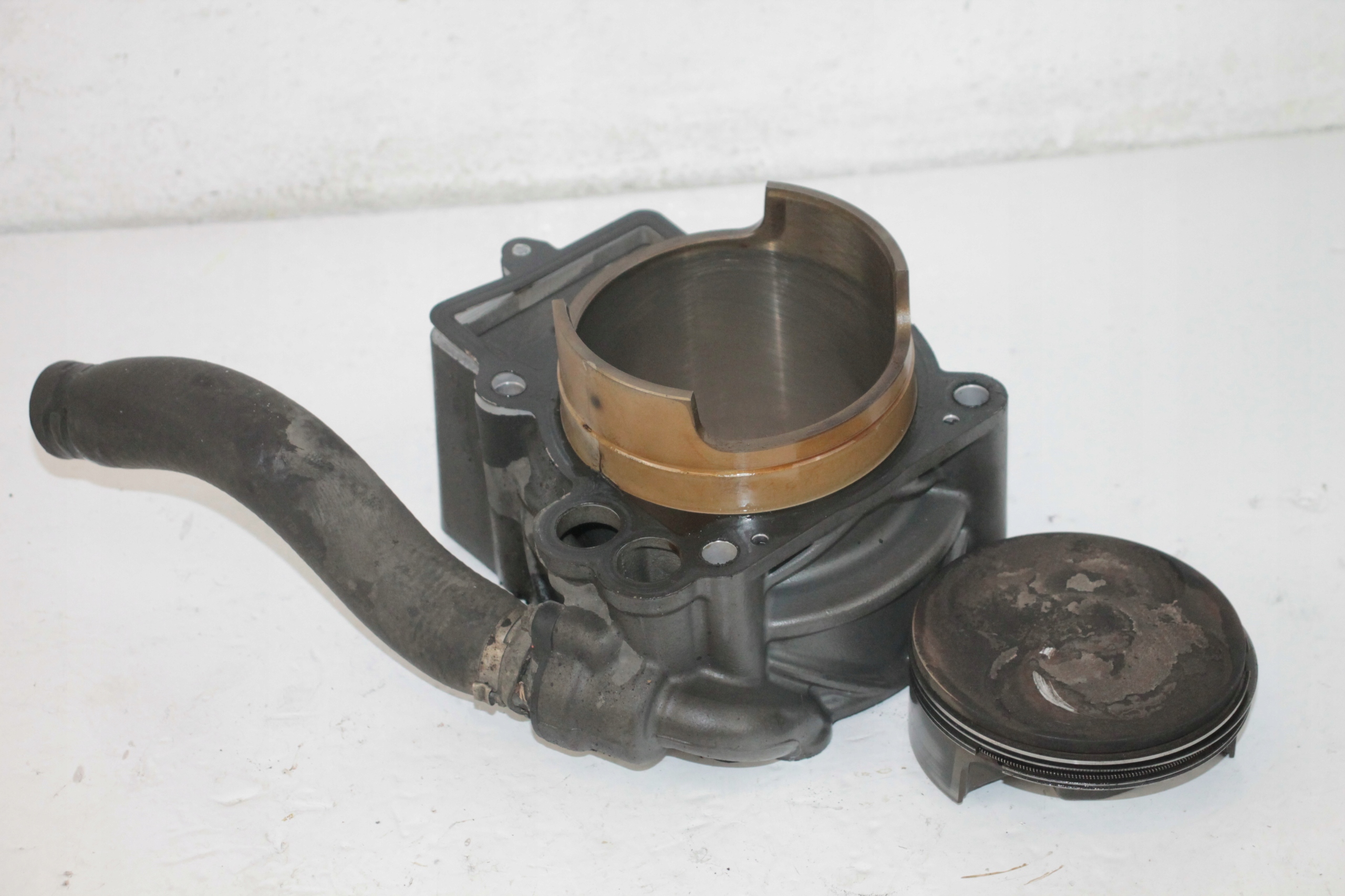 KTM690 44 - KTM DUKE 690 12-15 ПОРШЕНЬ ЦИЛИНДРА