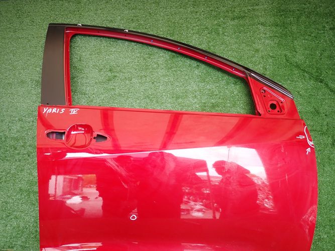 TOYOTA YARIS IV door right front front