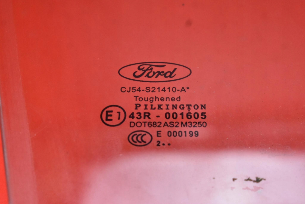 window side right front front FORD KUGA MK2 13-16