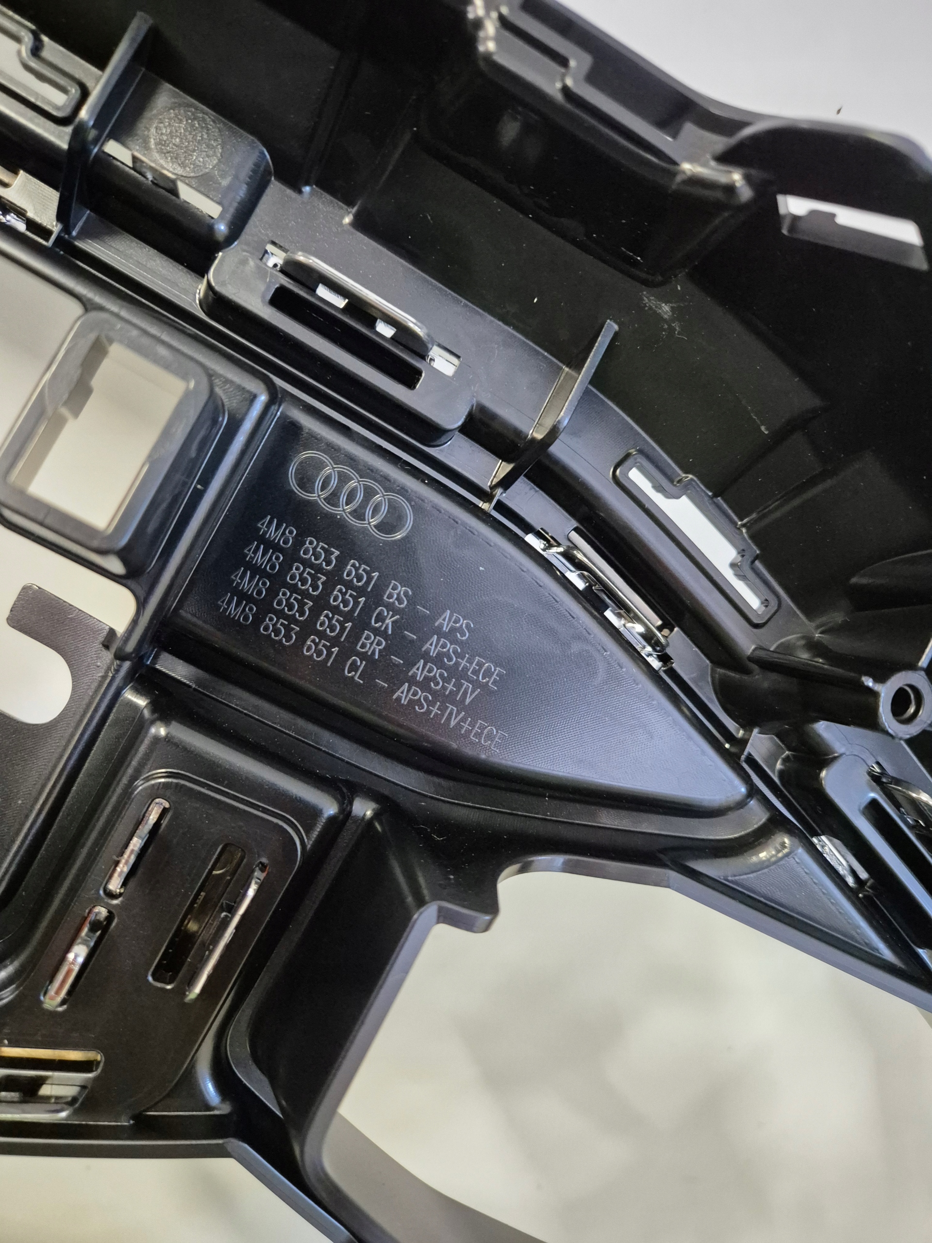 Audi Q8 Kühlergrill FRONTGRILL Kühlergitter 4M8853651 - Thumbnail 12