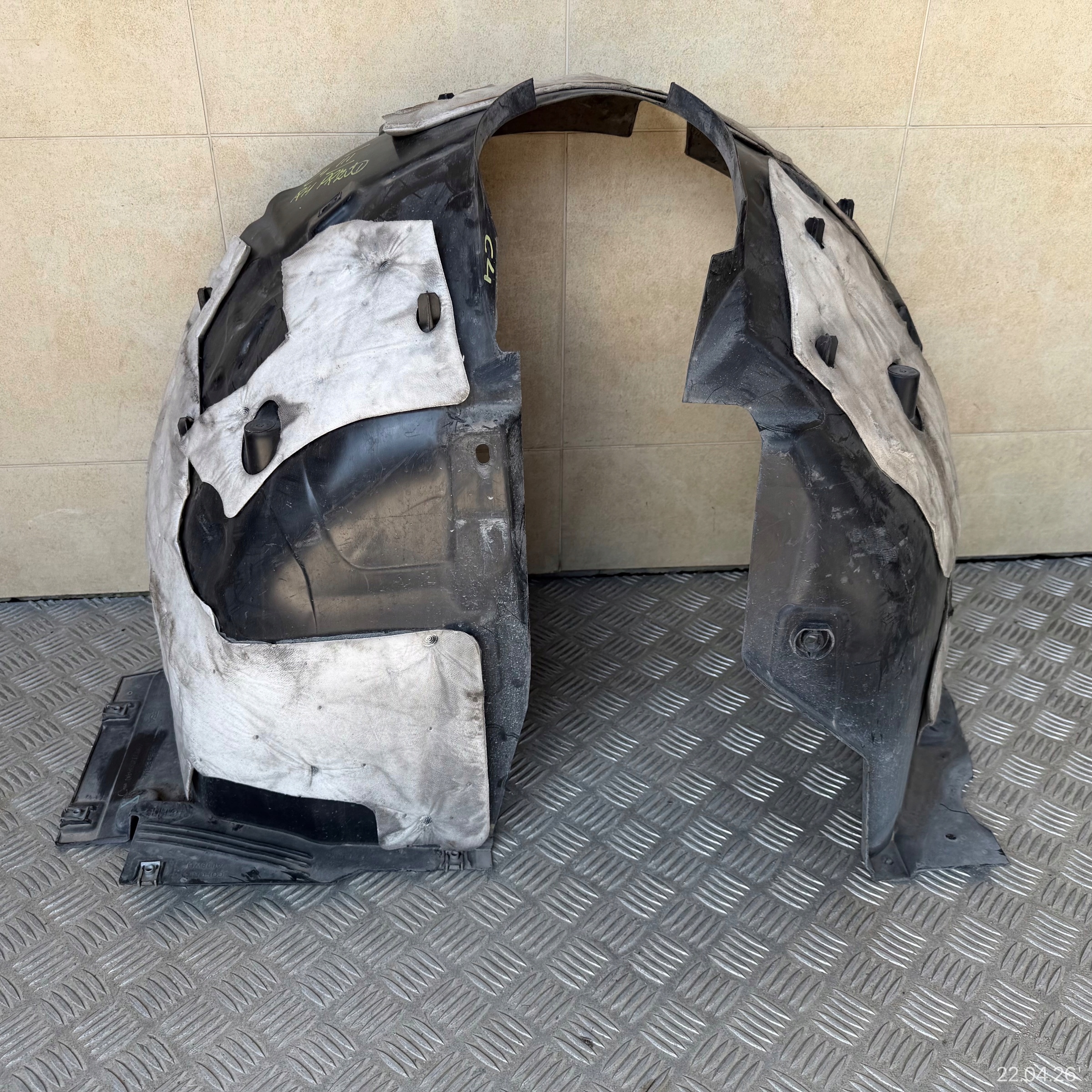 mudguard front right CITROEN C4 X C4 III 2022 ROK 9831258480