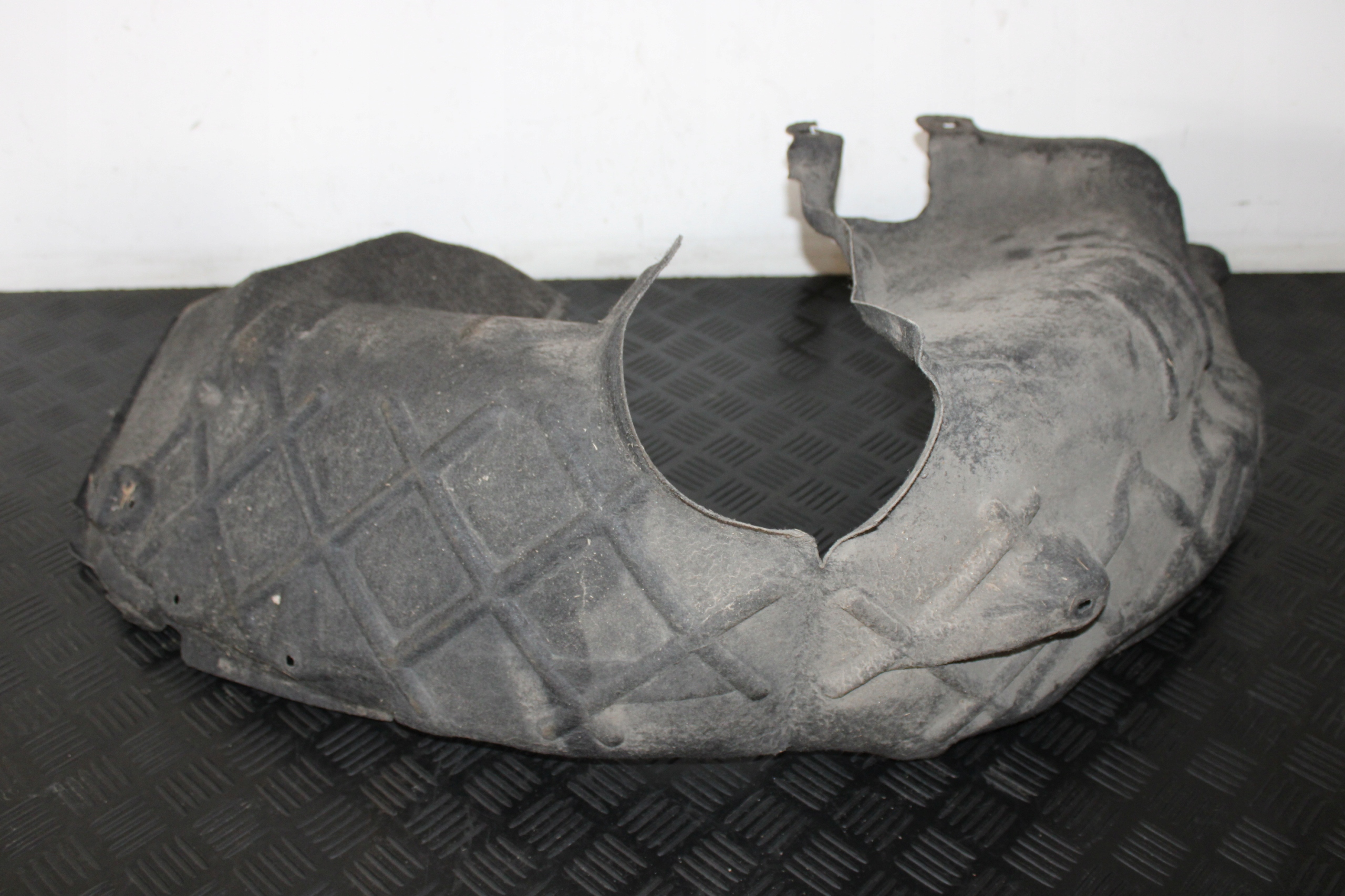 mudguard right rear part EVOQUE L538 BJ32-279D22-BD