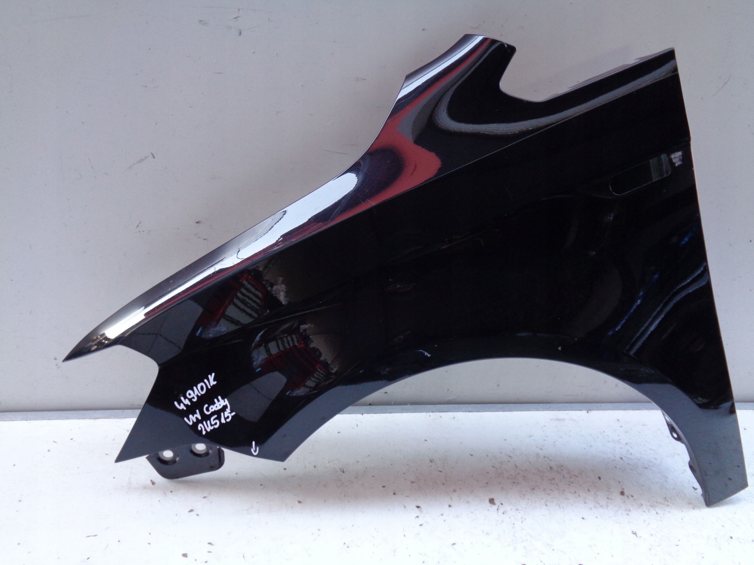 fender left front VW CADDY 2K 2K5 15- NR 44910