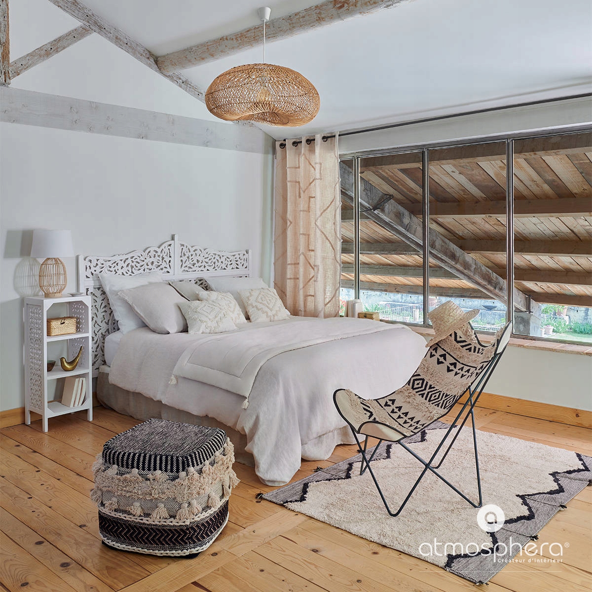 LAMPA NOCNA BEŻOWA biała z plecionki BOHO 48,5 cm Marka Atmosphera