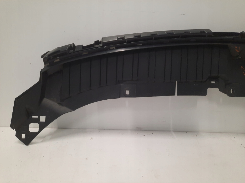MERCEDES GLA H247 19- OSŁONA PASA GÓRNEGO A2478858203 Numer katalogowy części A2478858203