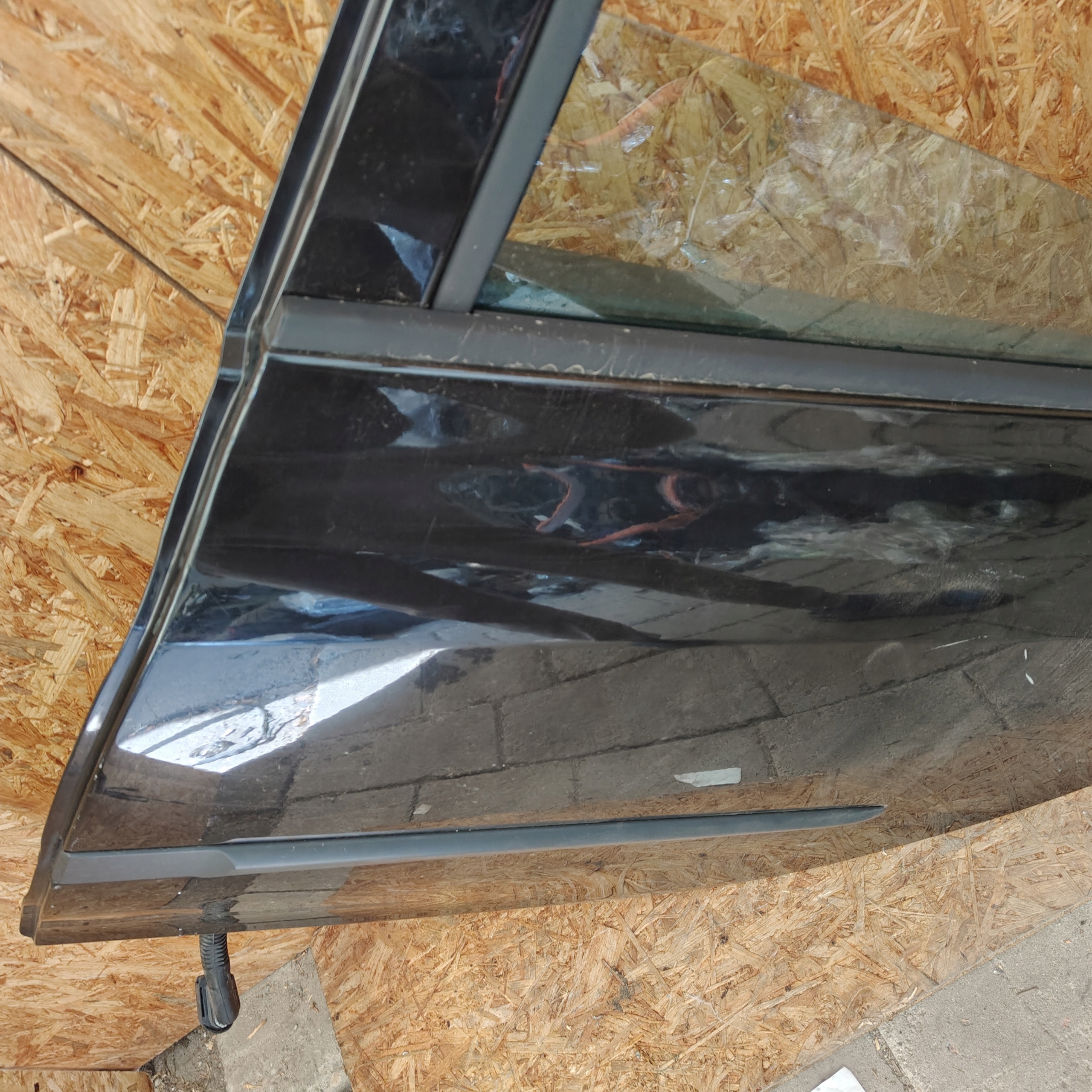 door rear. rear part left RENAULT CLIO III HB