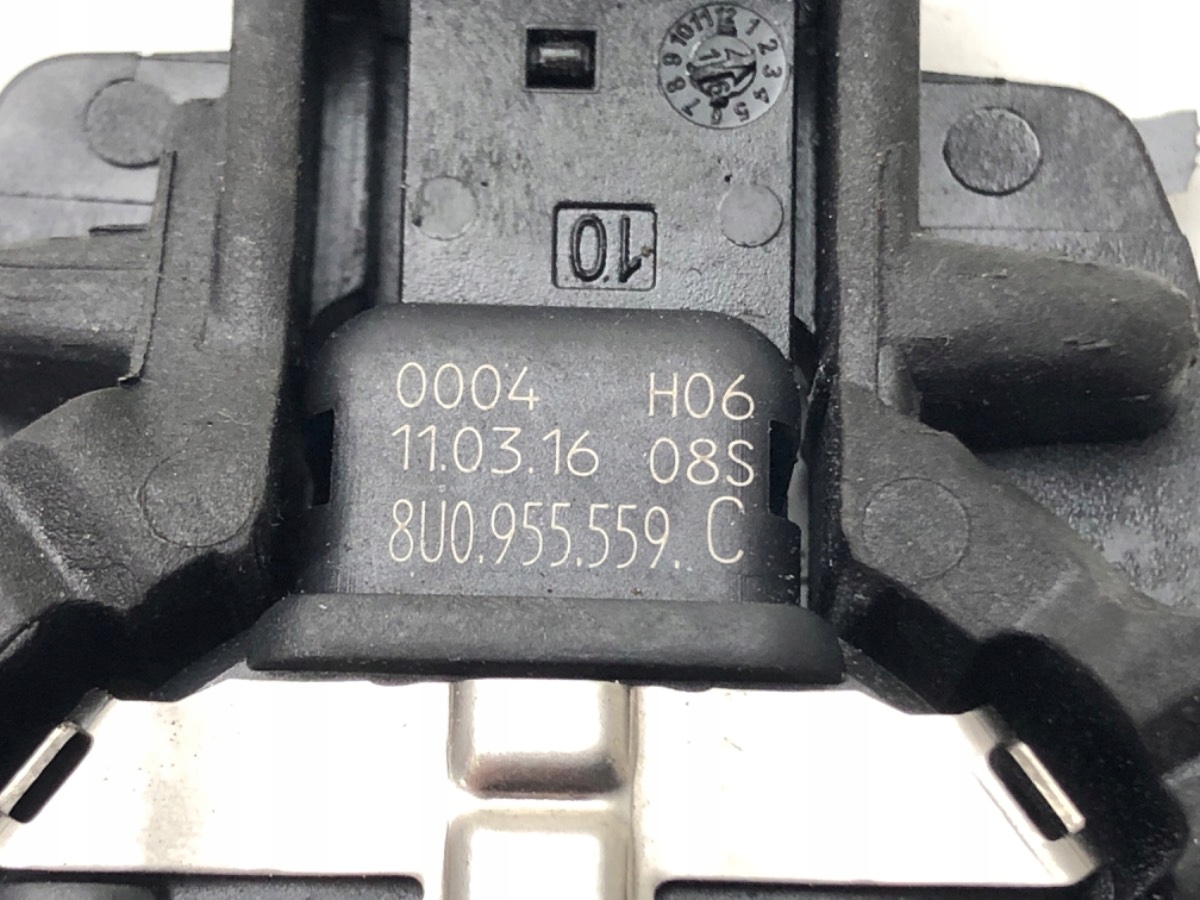 CZUJNIK DESZCZU VW GOLF VII 8U0955559C sensor Producent części OEM