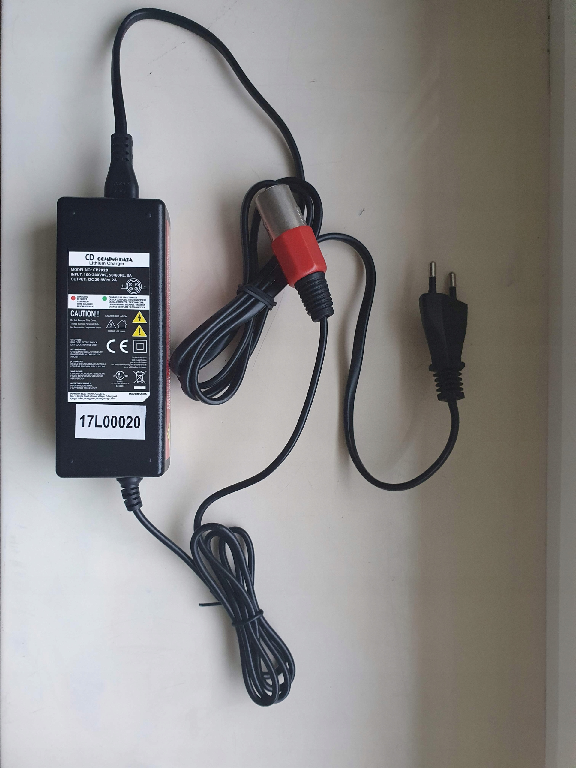 Zasilacz, ładowarka do robotów ZCS Ambrogio, Stiga