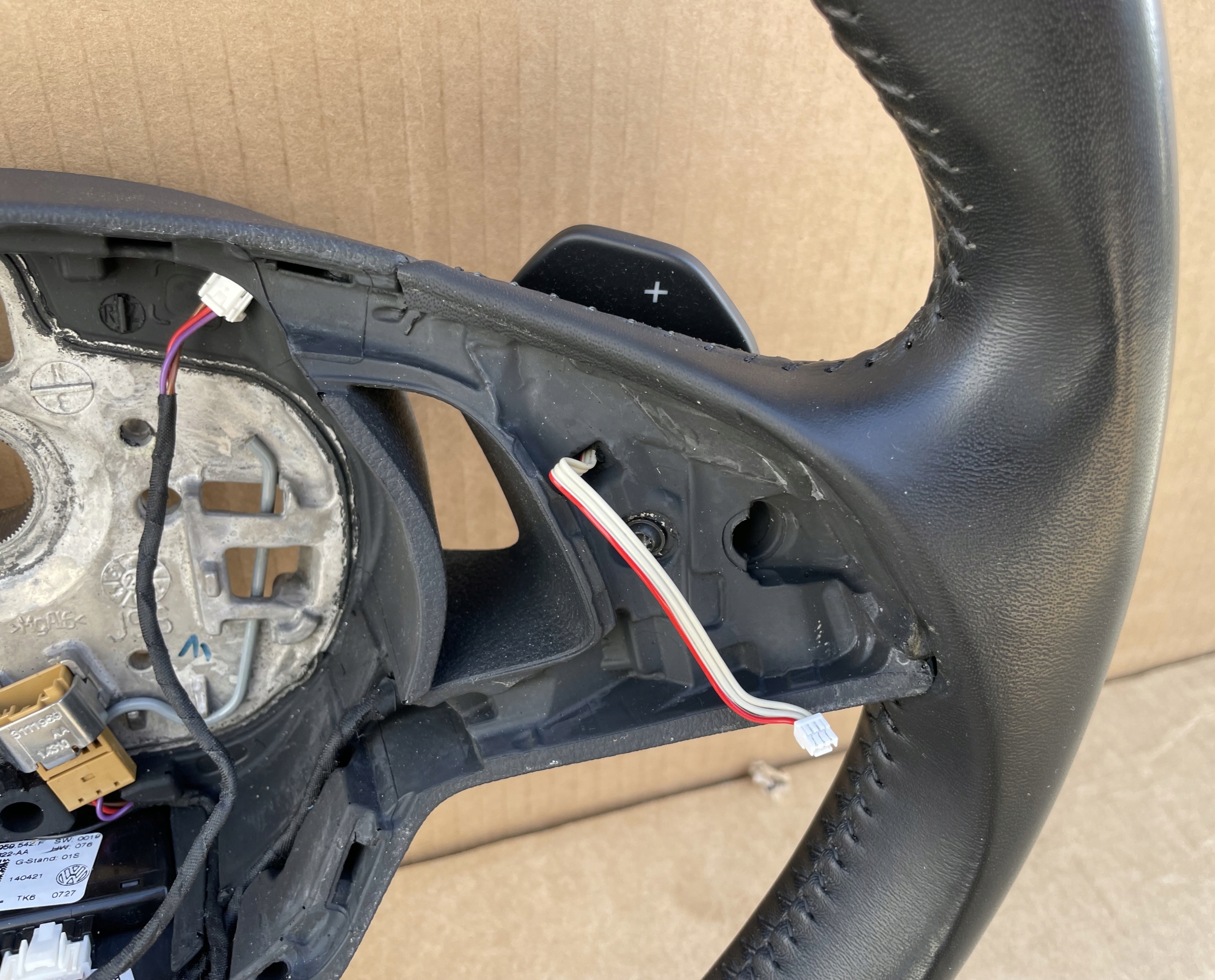 Volant KODIAQ OCTAVIA 5E3959542F Original Comme Neuf