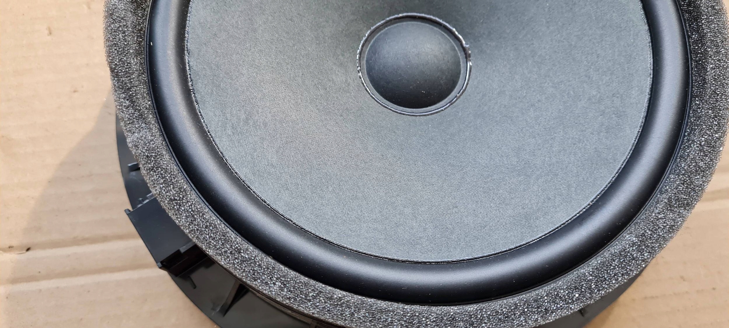 A6 C8 4K speaker door left right front 4K0035415