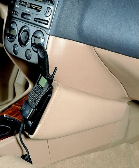 Držák na telefon Kuda Nissan Primera (P11) od roku 1996