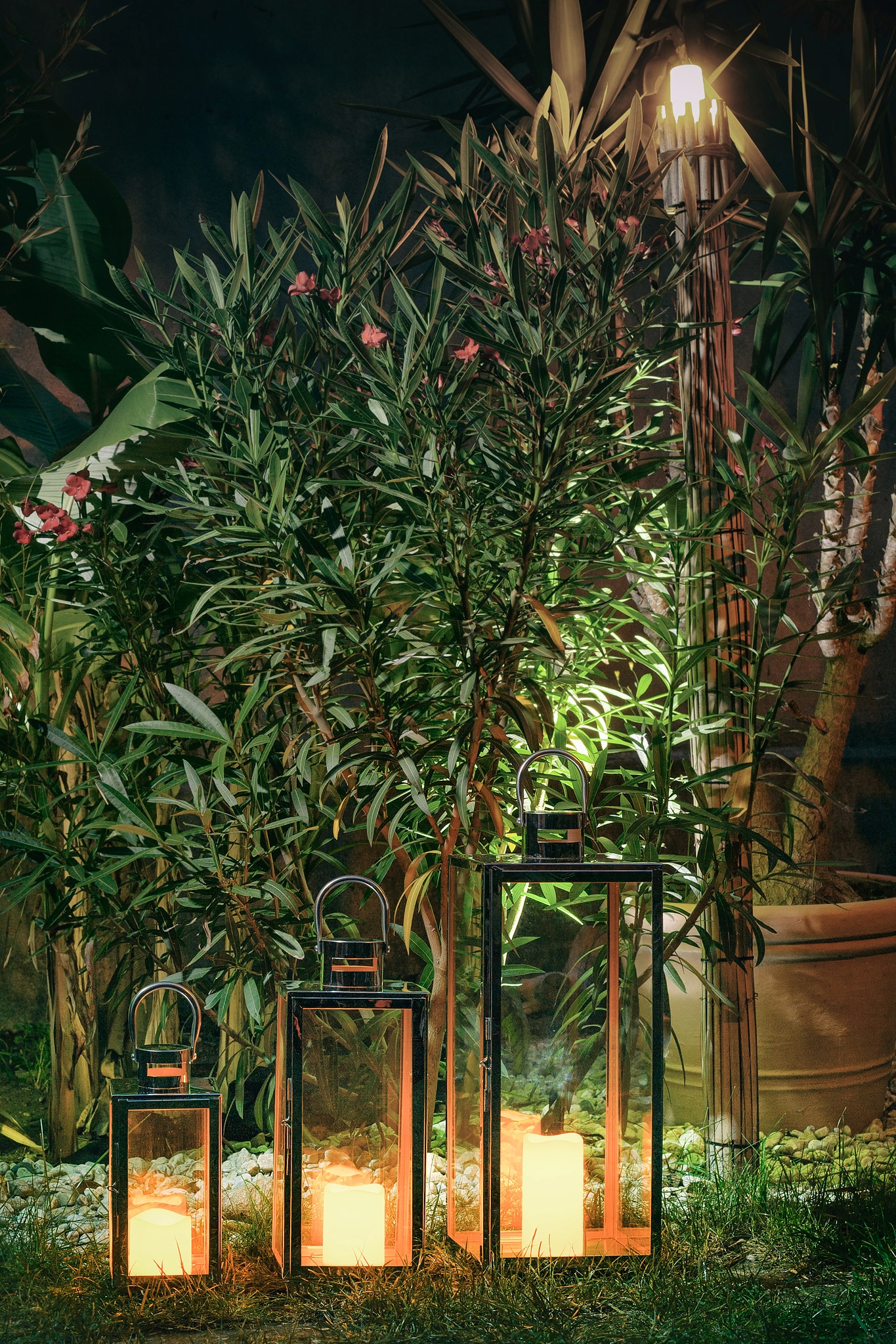 LAMPIONY ŚWIECZNIK STAL GLAMOUR CHROM XXL 56 42 30 Wysokość produktu 56 cm