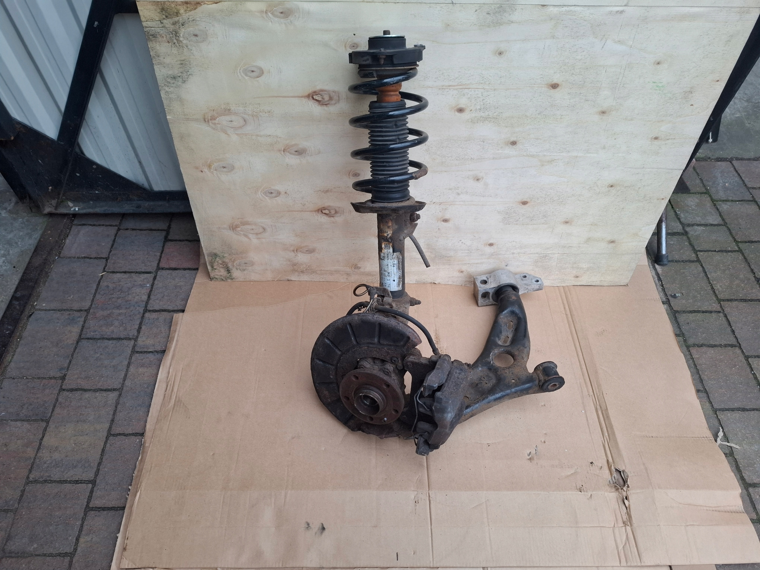 McPherson swing right front 2.0TDI VW TIGUAN and 14r