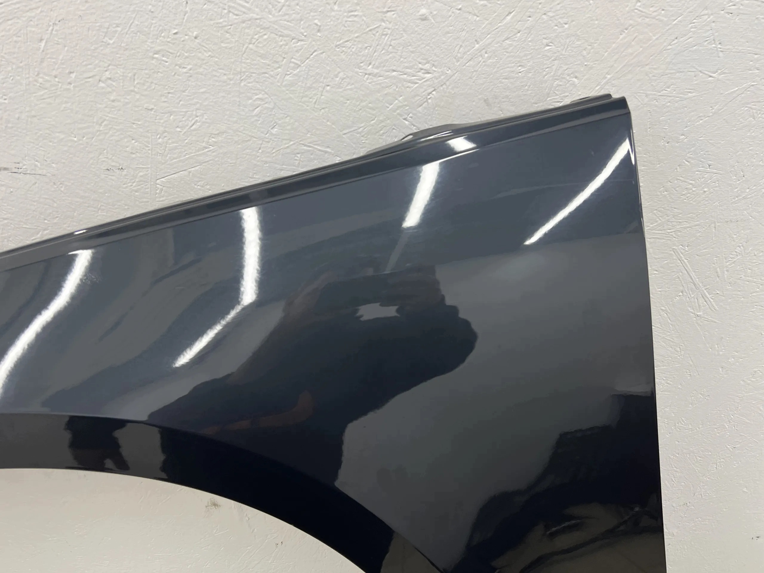 AUDI A4 B9 fender left front front colour LX7L