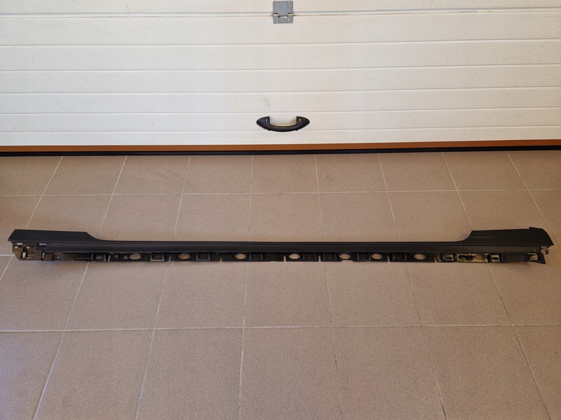 PORSCHE CAYENNE 9Y 9Y0 9Y0853858A НАКЛАДКА НА ПОРОГ OE