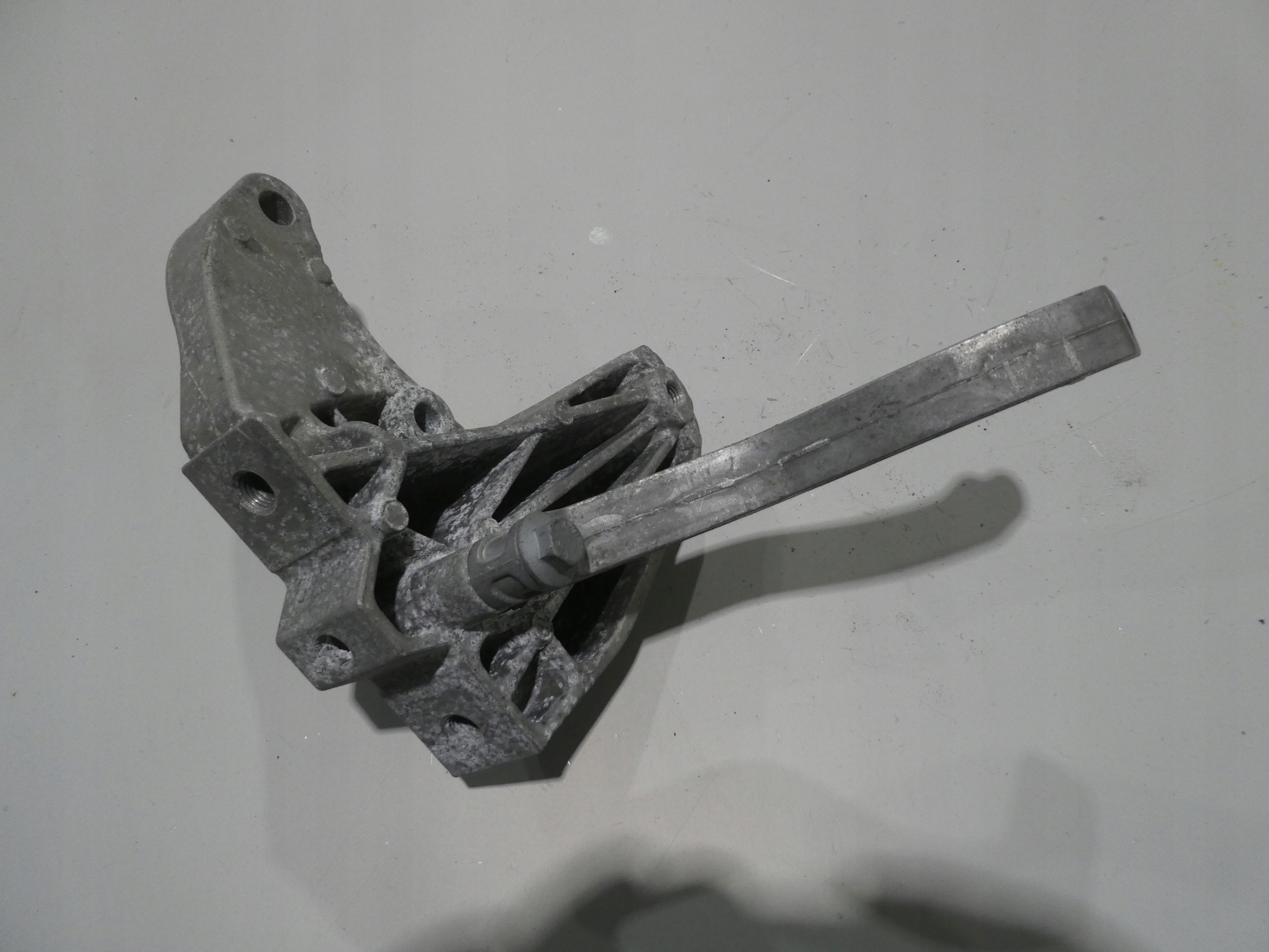 VW SKODA SEAT Getriebehalter 1K0199117CK 1K0199359E