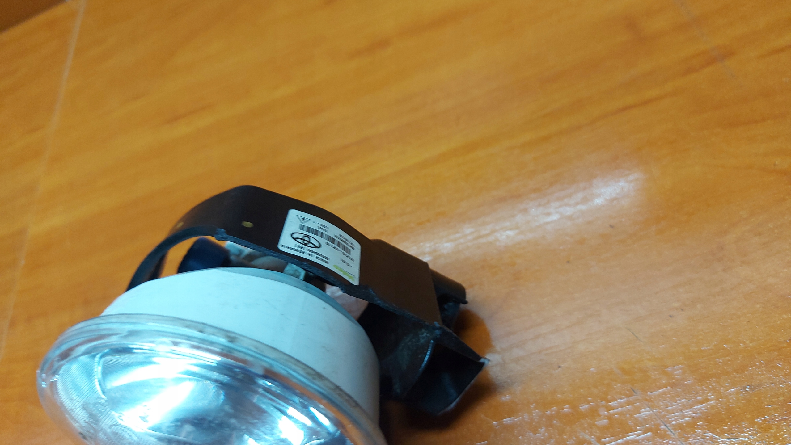 fog light right front TOYOTA CHR C-HR YARIS IV COROLLA E18
