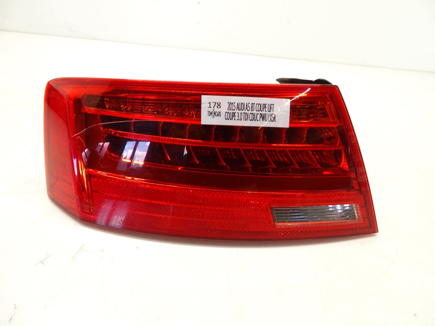 light left rear part left rear AUDI A5 8T LIFT LED COUPE 8T0945095H