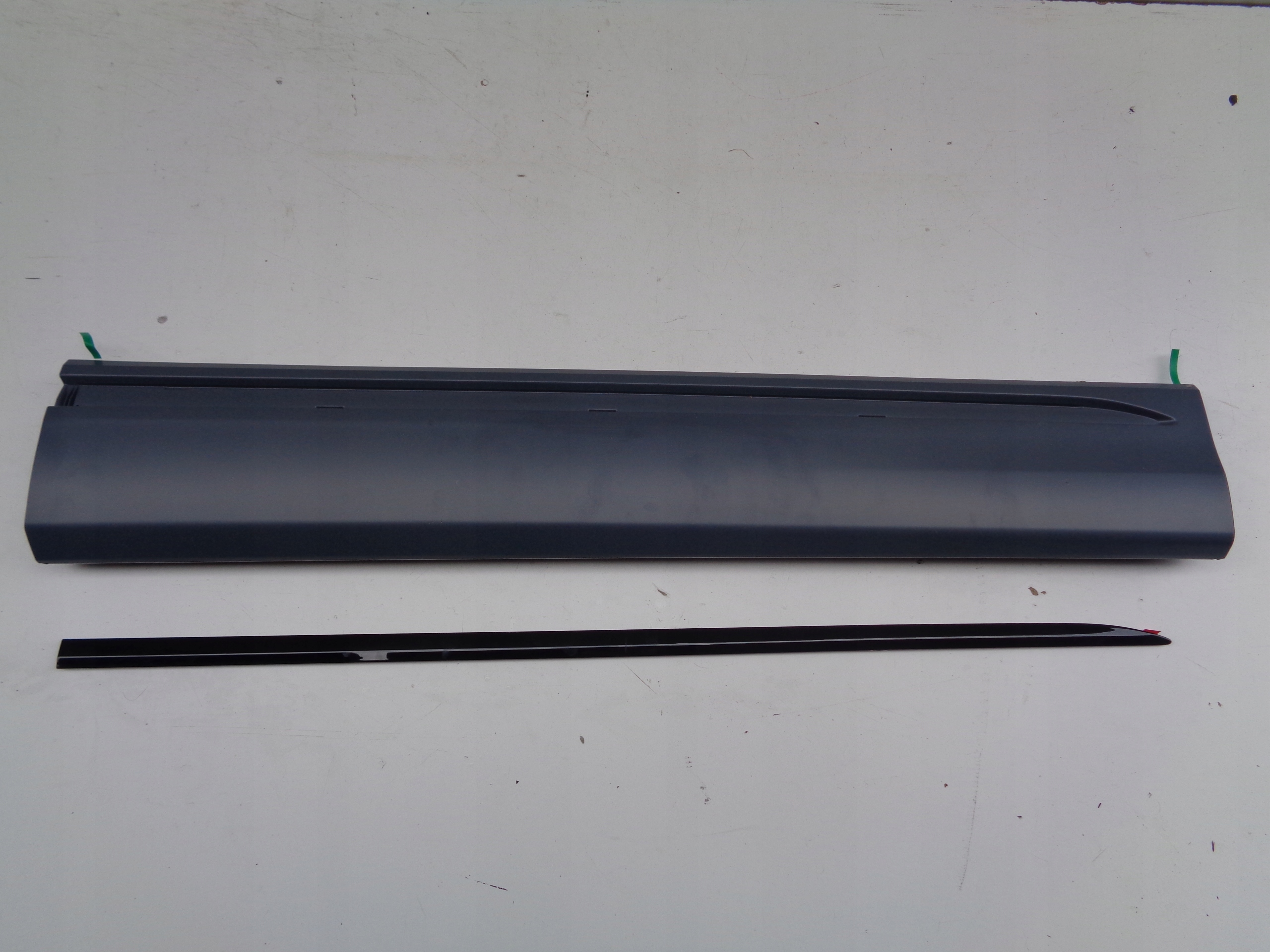 NO-WA-- moulding door right front AUDI Q8 4M8
