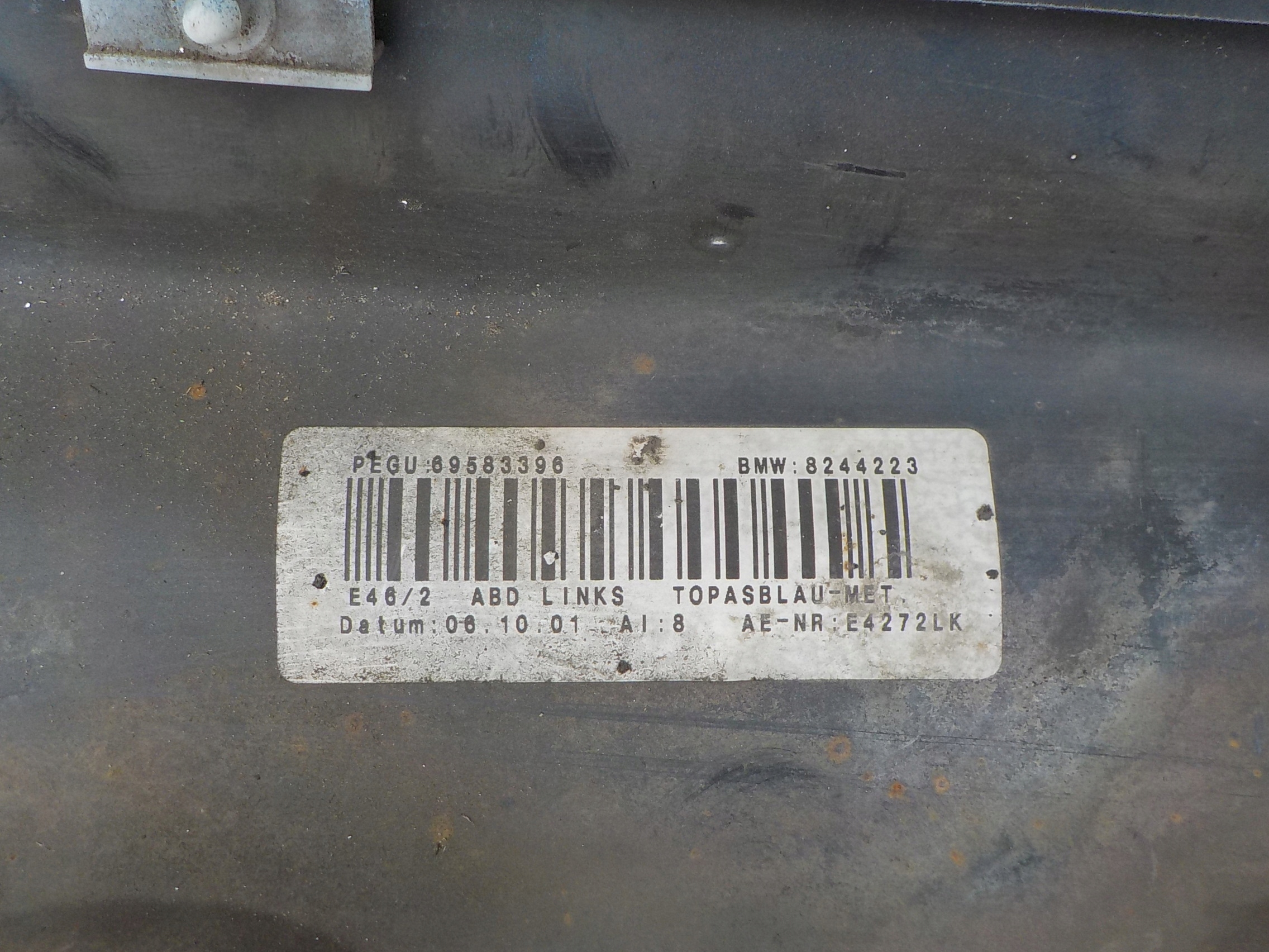 21 BMW 3 E46 m-packet moulding cap threshold left