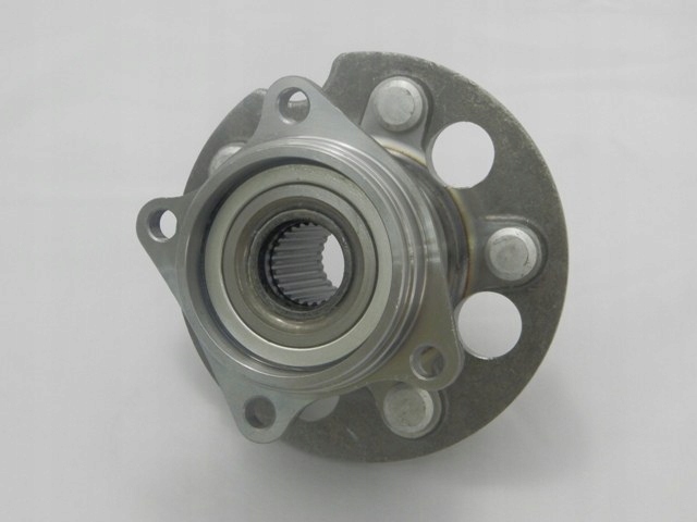 PIASTA KOŁA TYŁ TOYOTA SIENNA 4WD 04- Numer katalogowy części KLT-TY-111