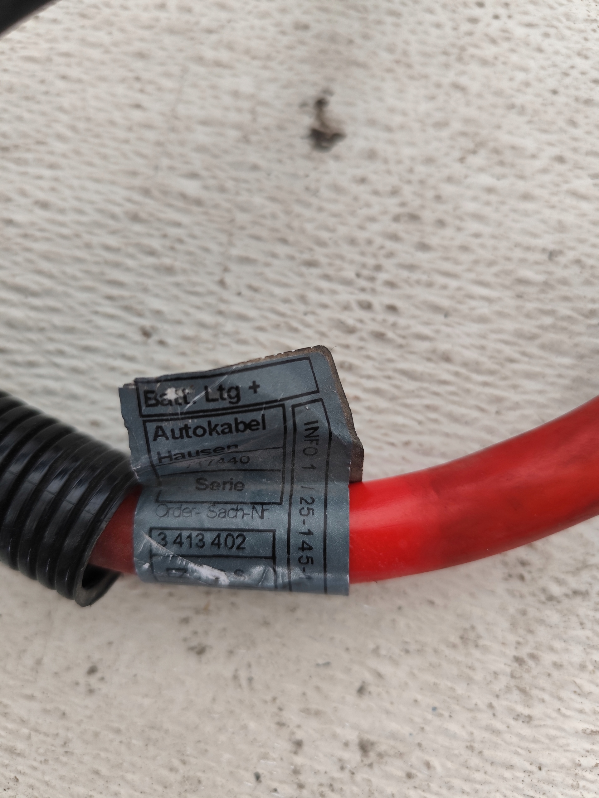 BMW X3 E83 2005 2.5M54 pyrotechnic clamp plus