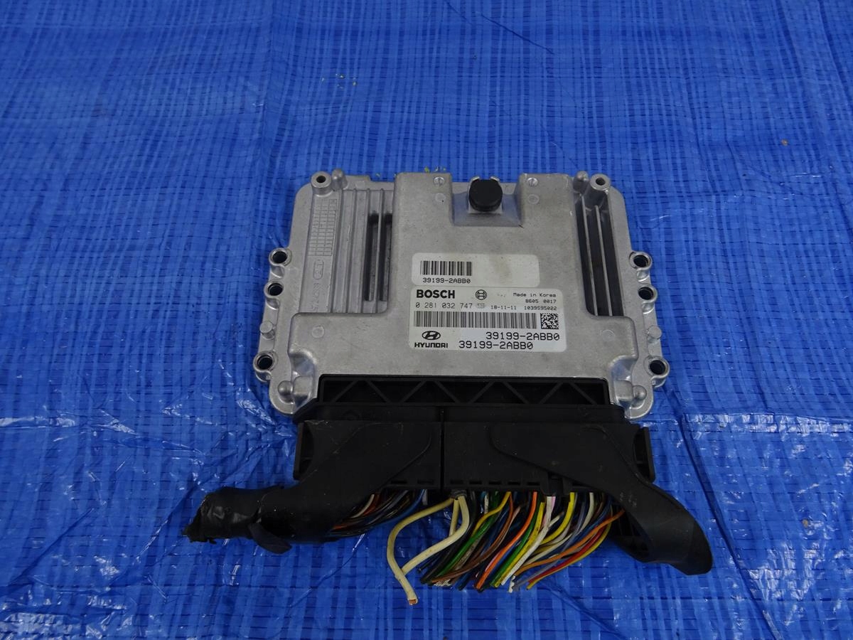 KOMPUTER SILNIKA 39199-2ABB0 0281032747