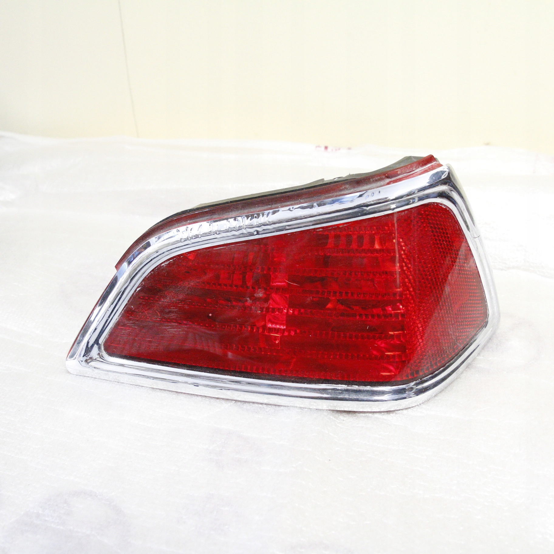 Honda Goldwing GL1800 Lampa kufra central PRAWA