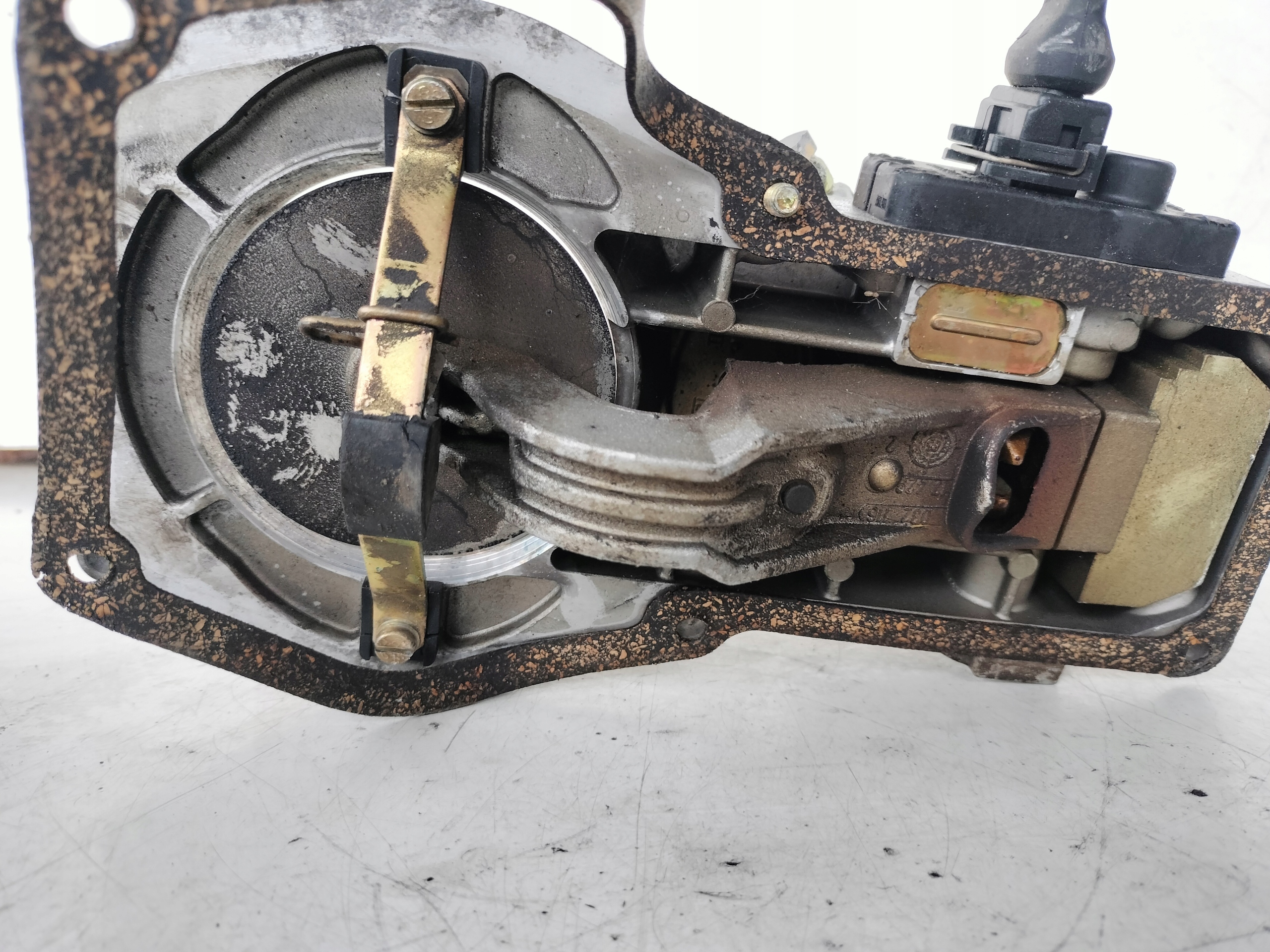 AUDI 80 B3 1.8 distributeur carburant 026133353 BOSCH