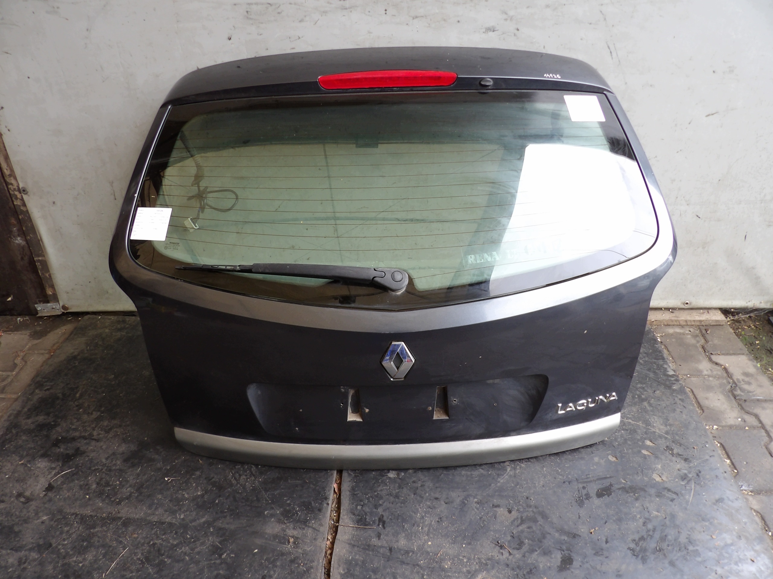 Renault Laguna II trunk door boot kombi TEB66