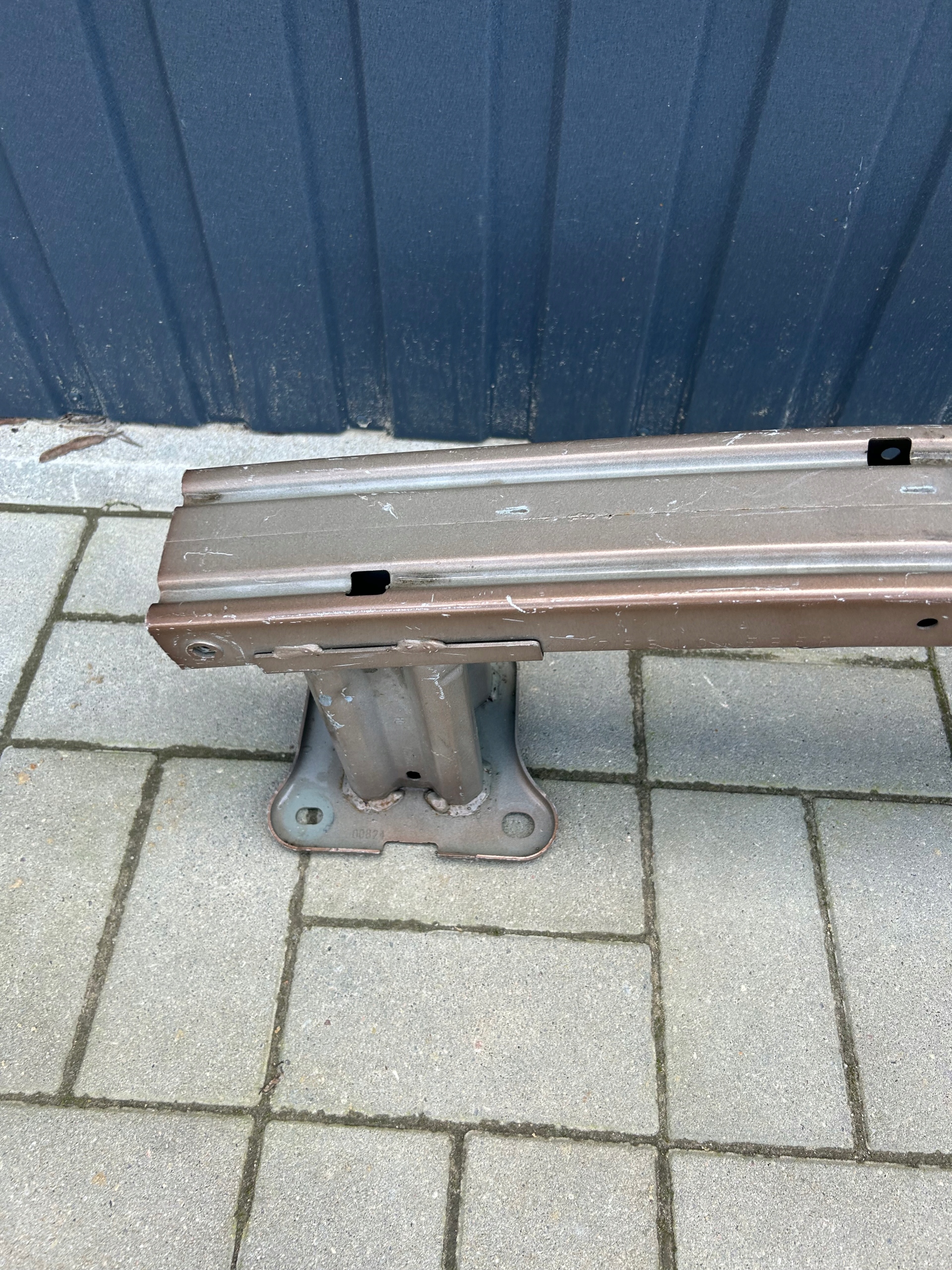 Trafic III Vivaro B sider front of a bumper 14-19